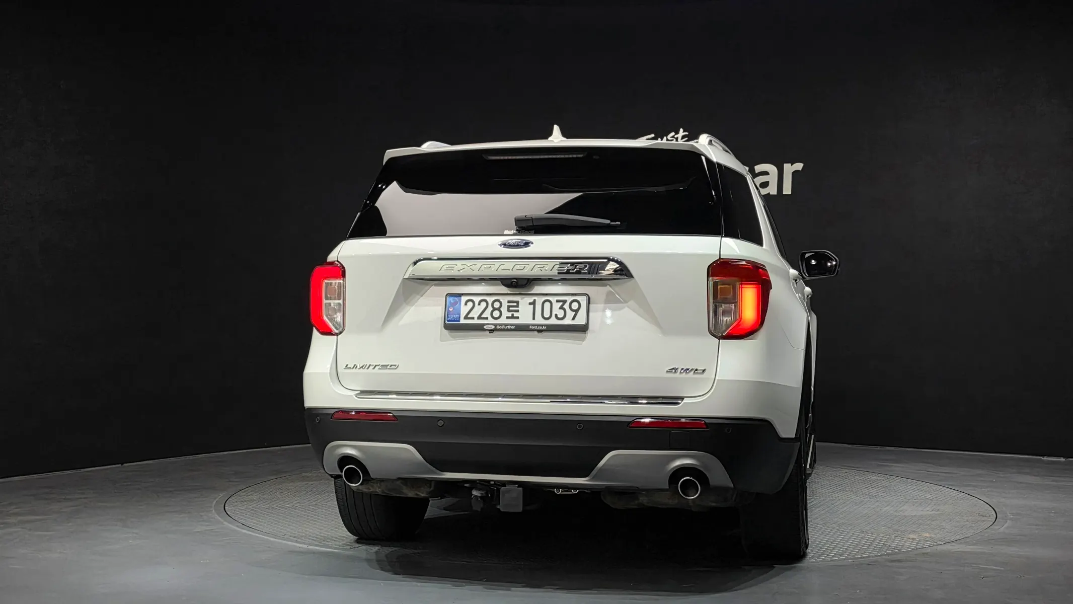 Ford 6 2.3 4WD 2022 3/5