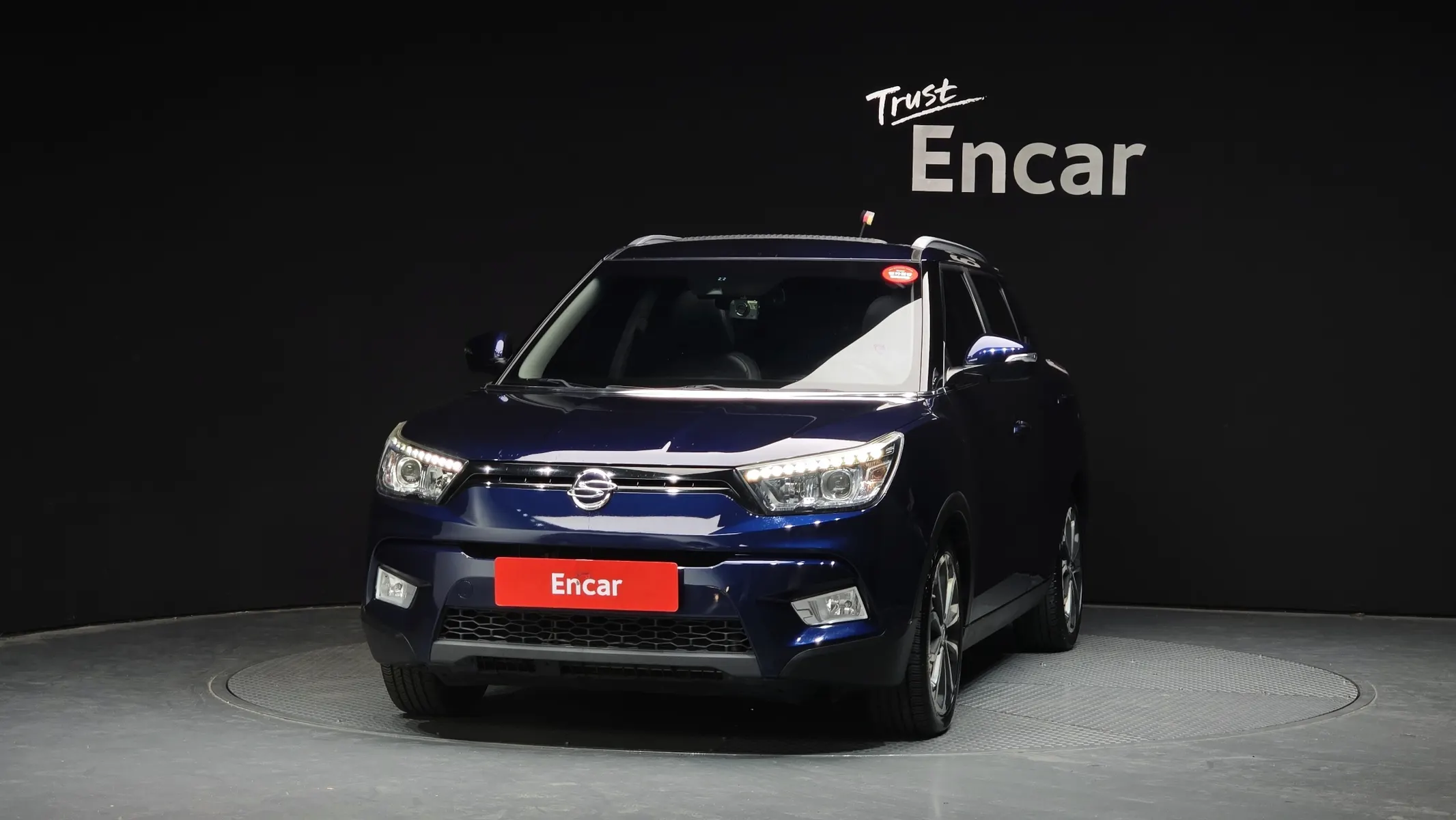 KG Mobility Tivoli VX 2WD 2017 2/5