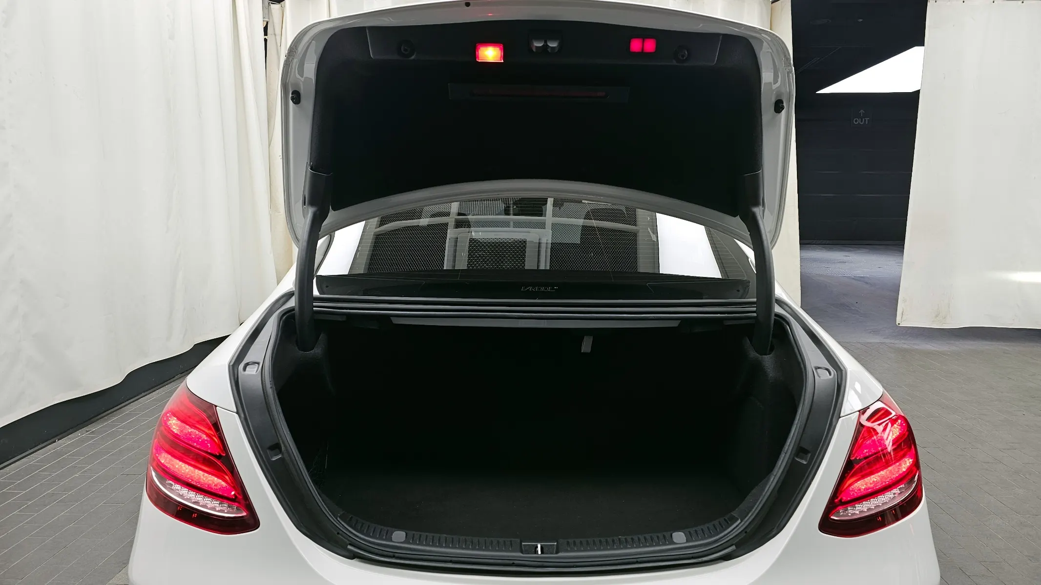 Mercedes-Benz E-Class W213 E300 4MATIC 2019 20/21