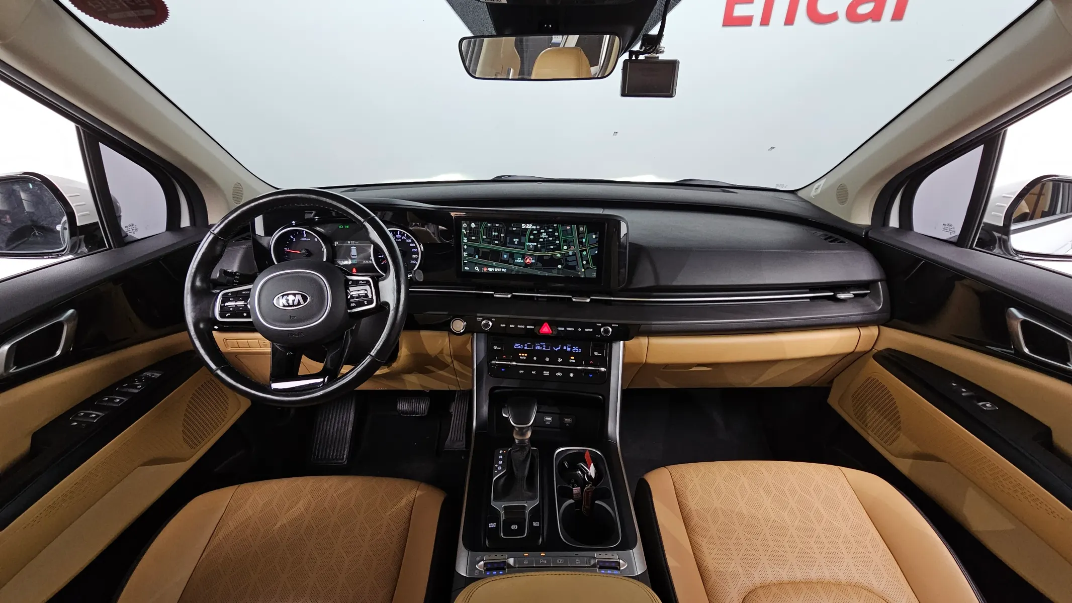 Kia Carnival 9 2021 4/5