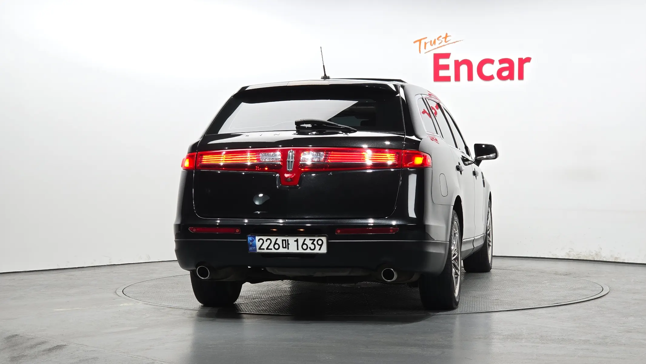 Lincoln MKT 3.5 AWD 2014 3/5