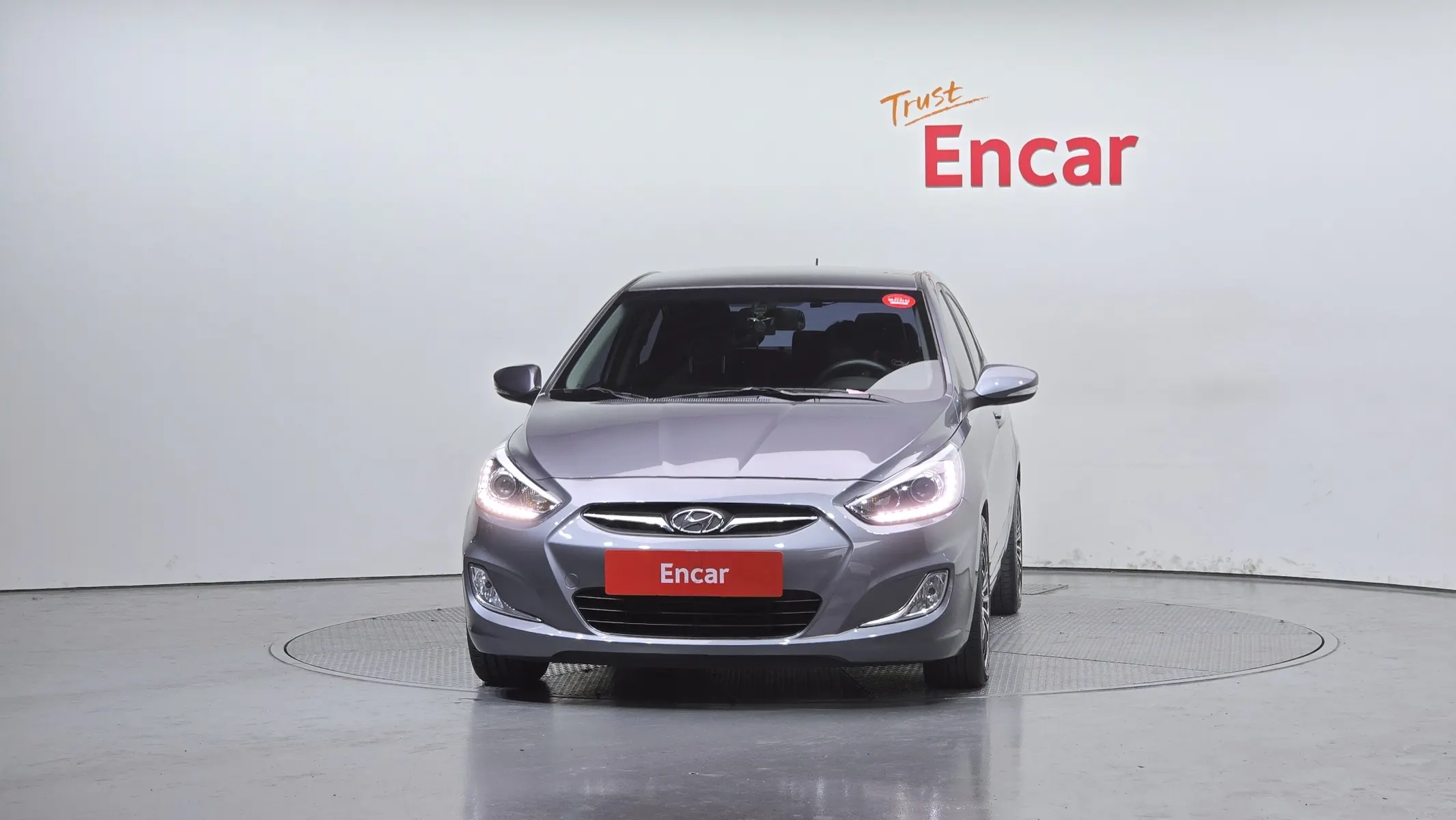 Hyundai () 1.6 VGT 2013 2/5