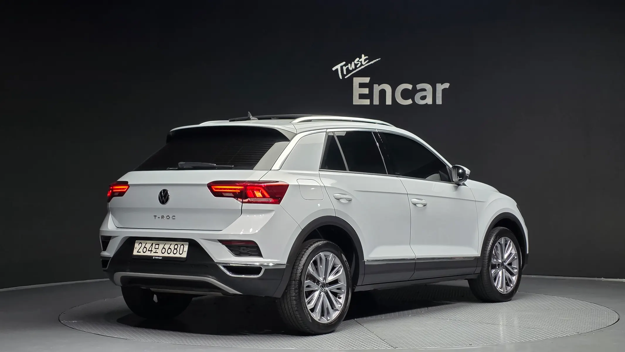 Volkswagen 티록 2.0 TDI 2021 2/21