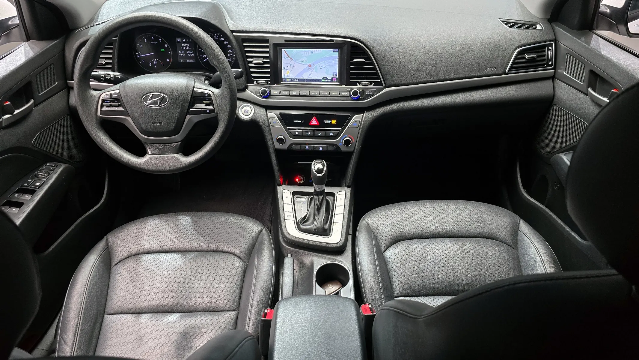 Hyundai AD 1.6 GDI 2017 4/5