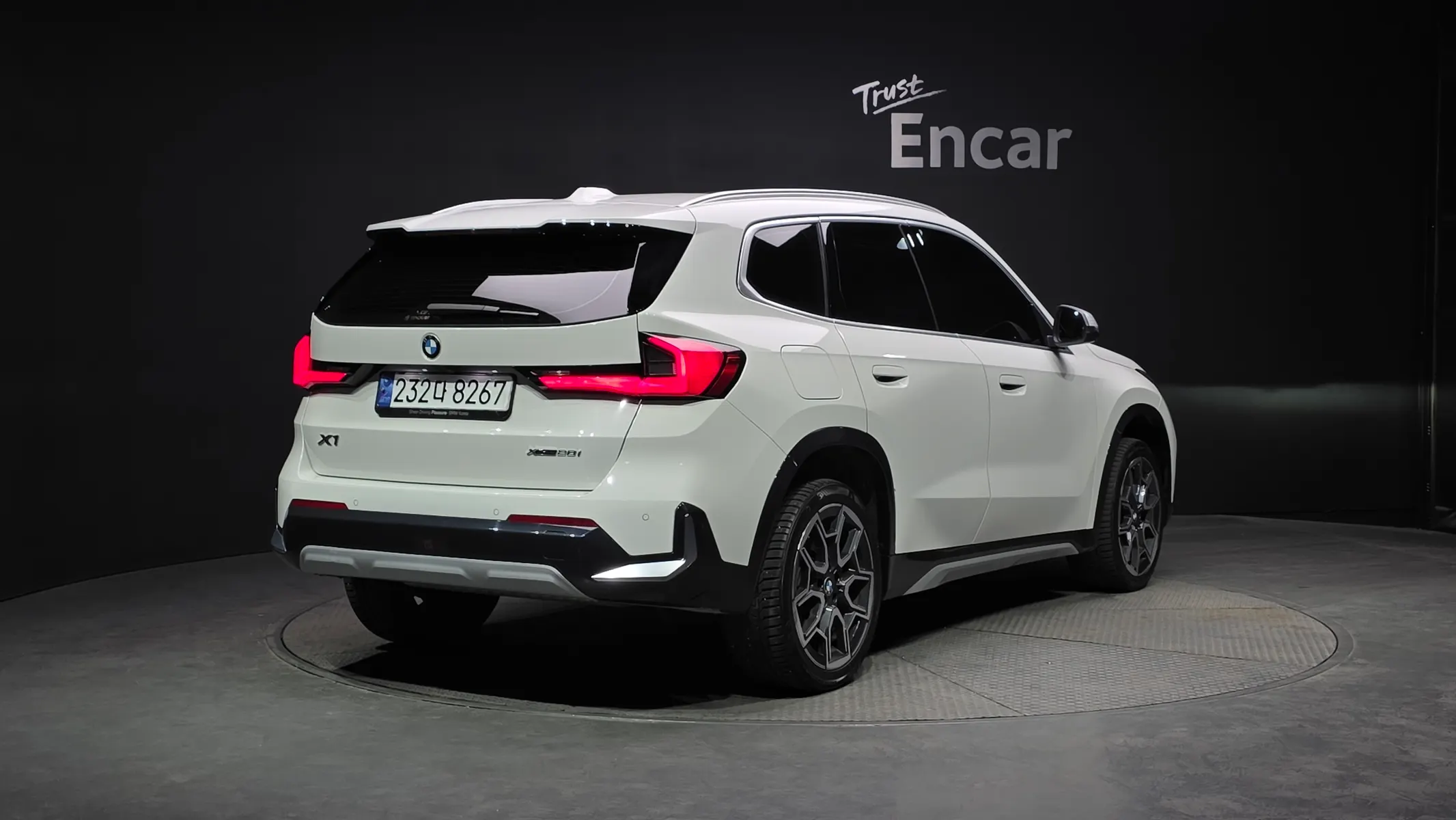 BMW X1 (U11) xDrive 20i xLine 2024 2/21