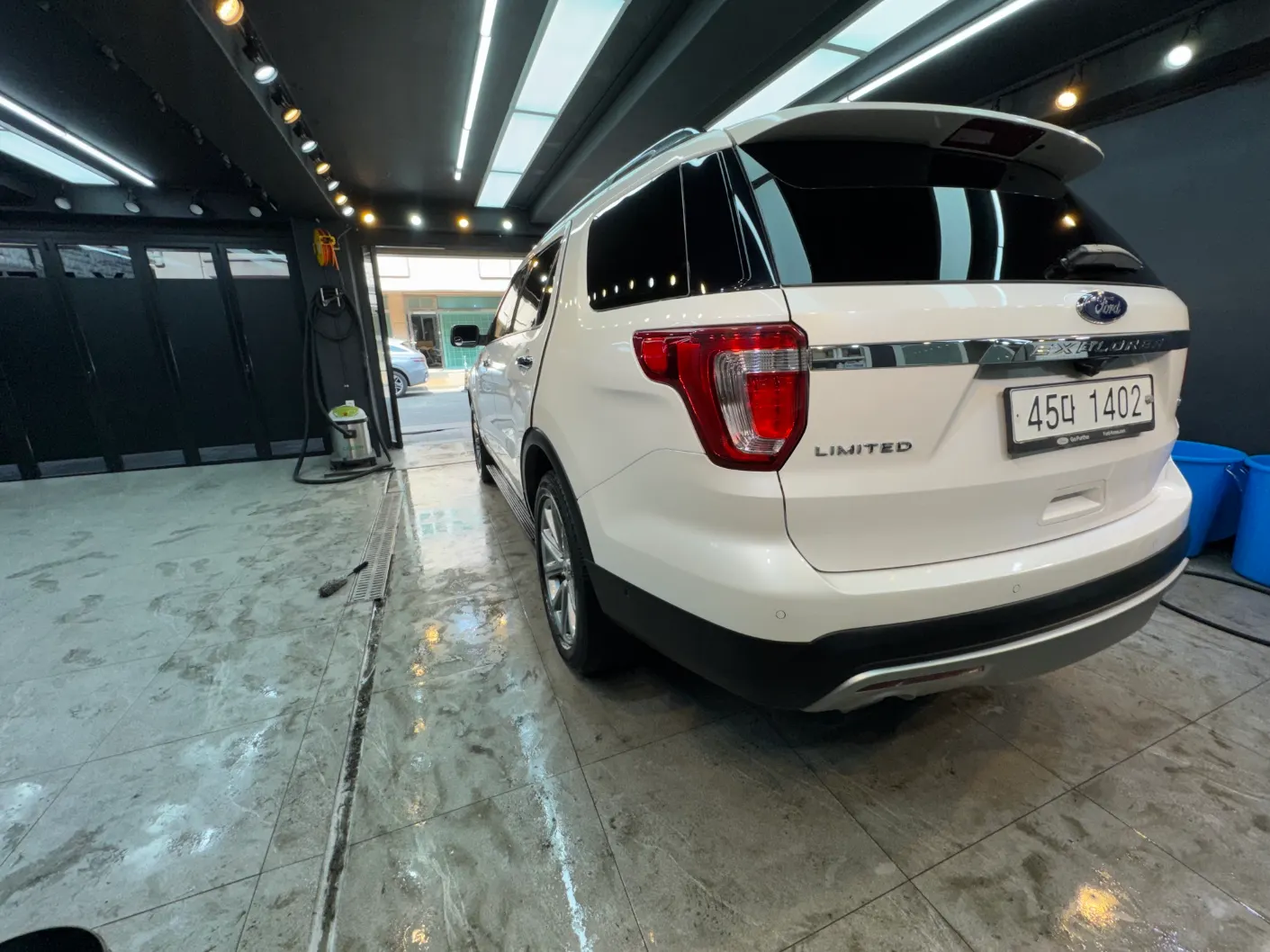 Ford 익스플로러 2.3 4WD 2017 3/5