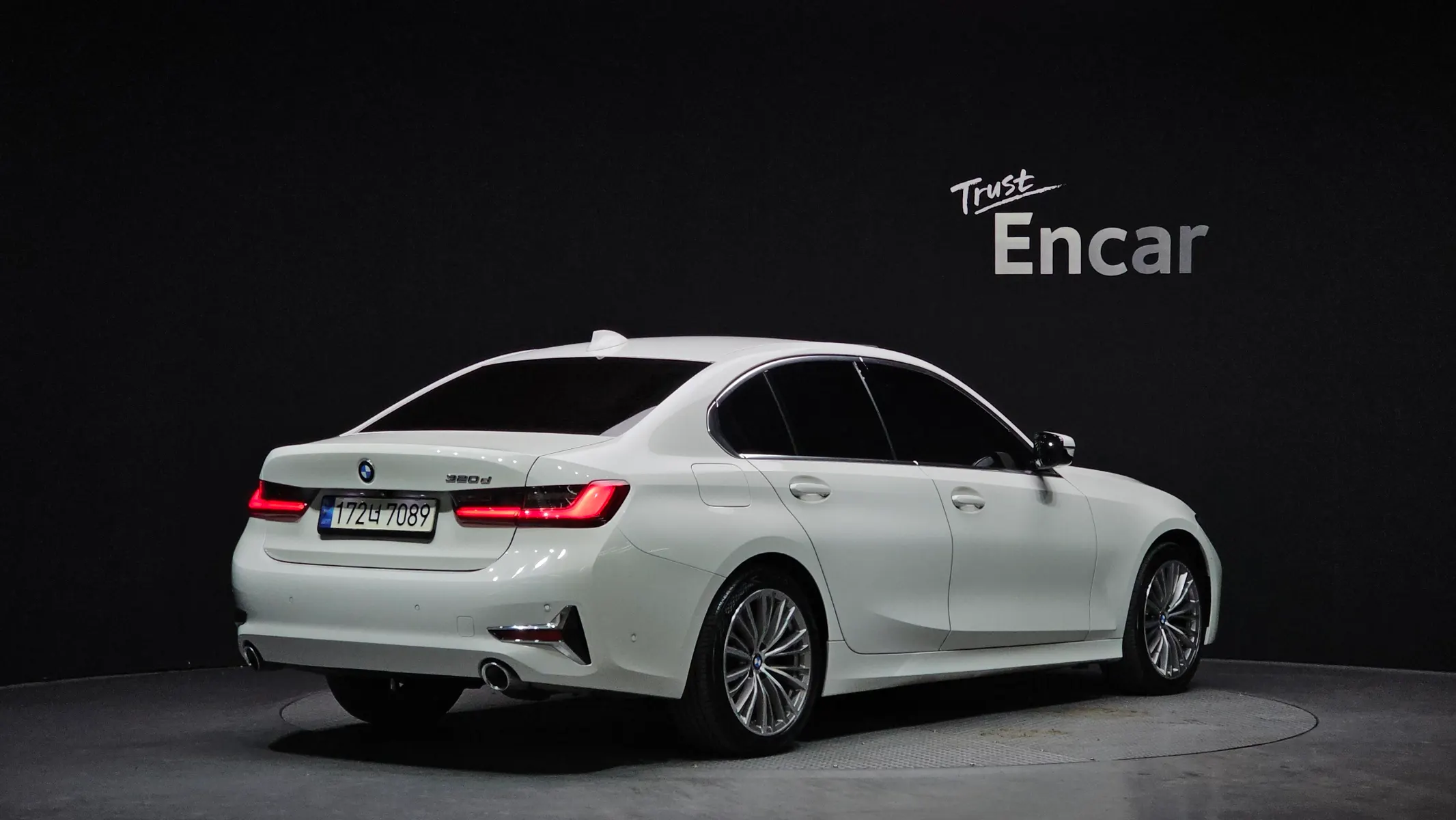 BMW 3 Series (G20) 320d 2021 2/21