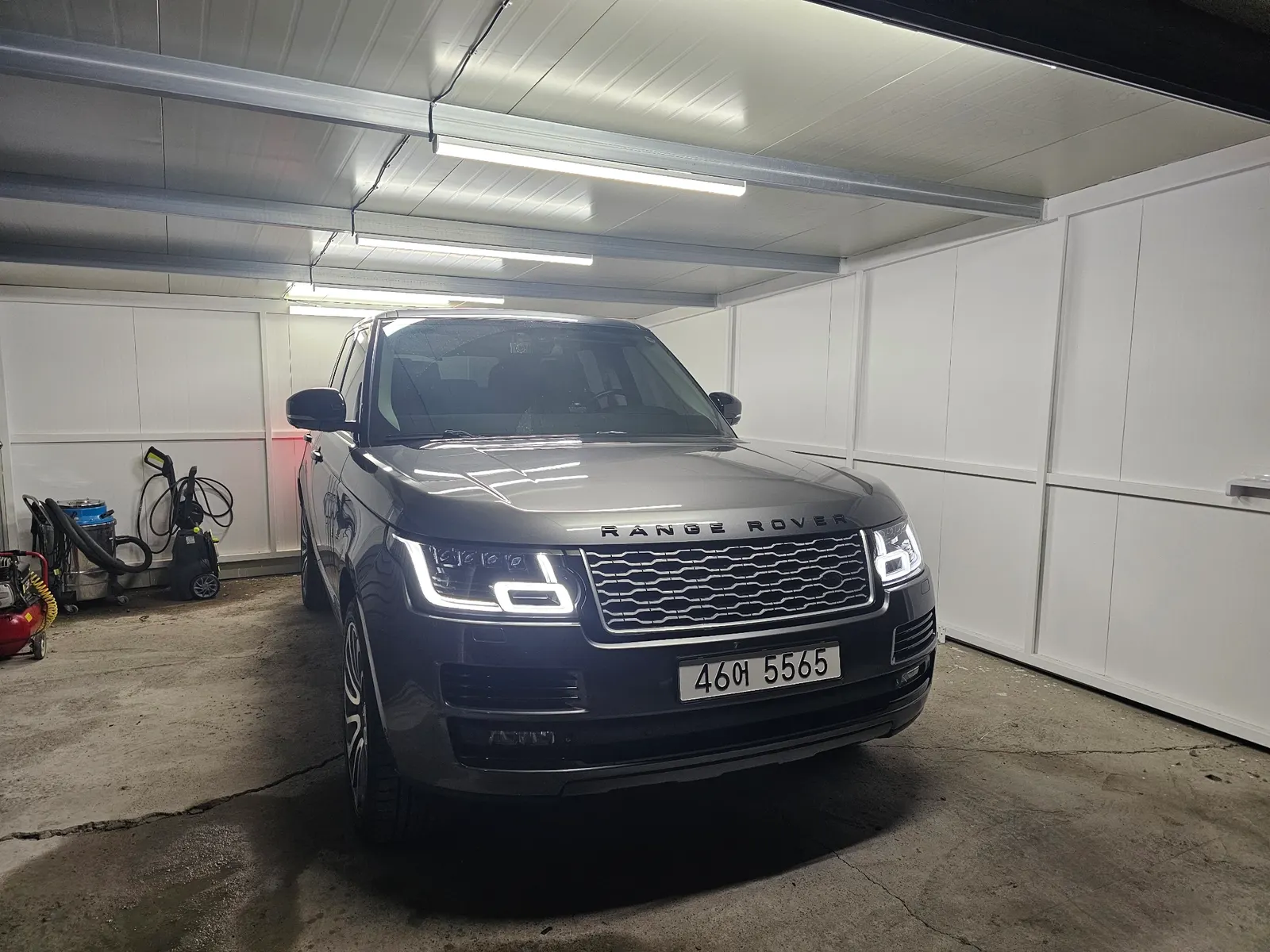 Land Rover 4 4.4 SDV8 Vogue SE 2015 2/14