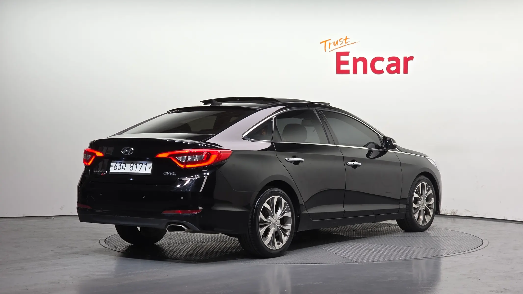 Hyundai LF 2.0 2014 2/21