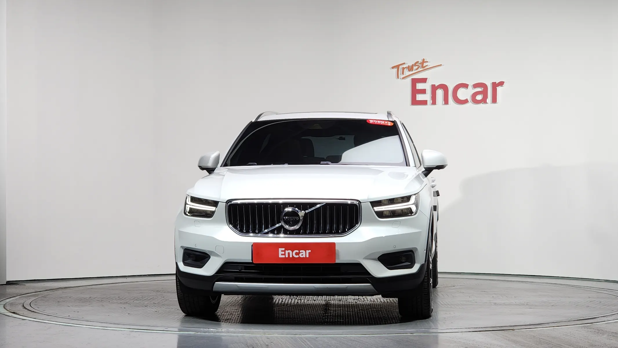 Volvo XC40 B4 2020 2/5