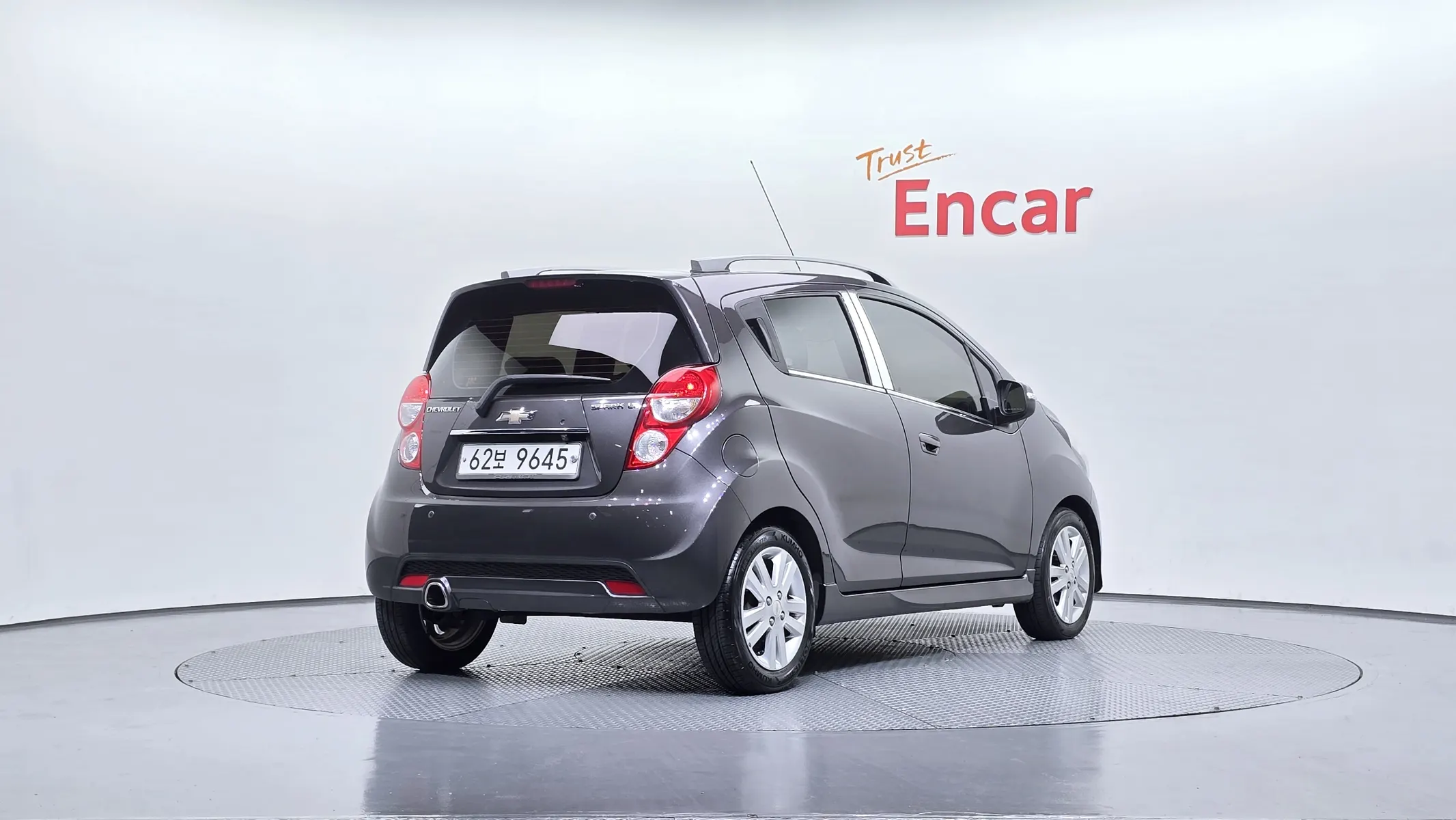 Chevrolet Spark S 2013 2/33