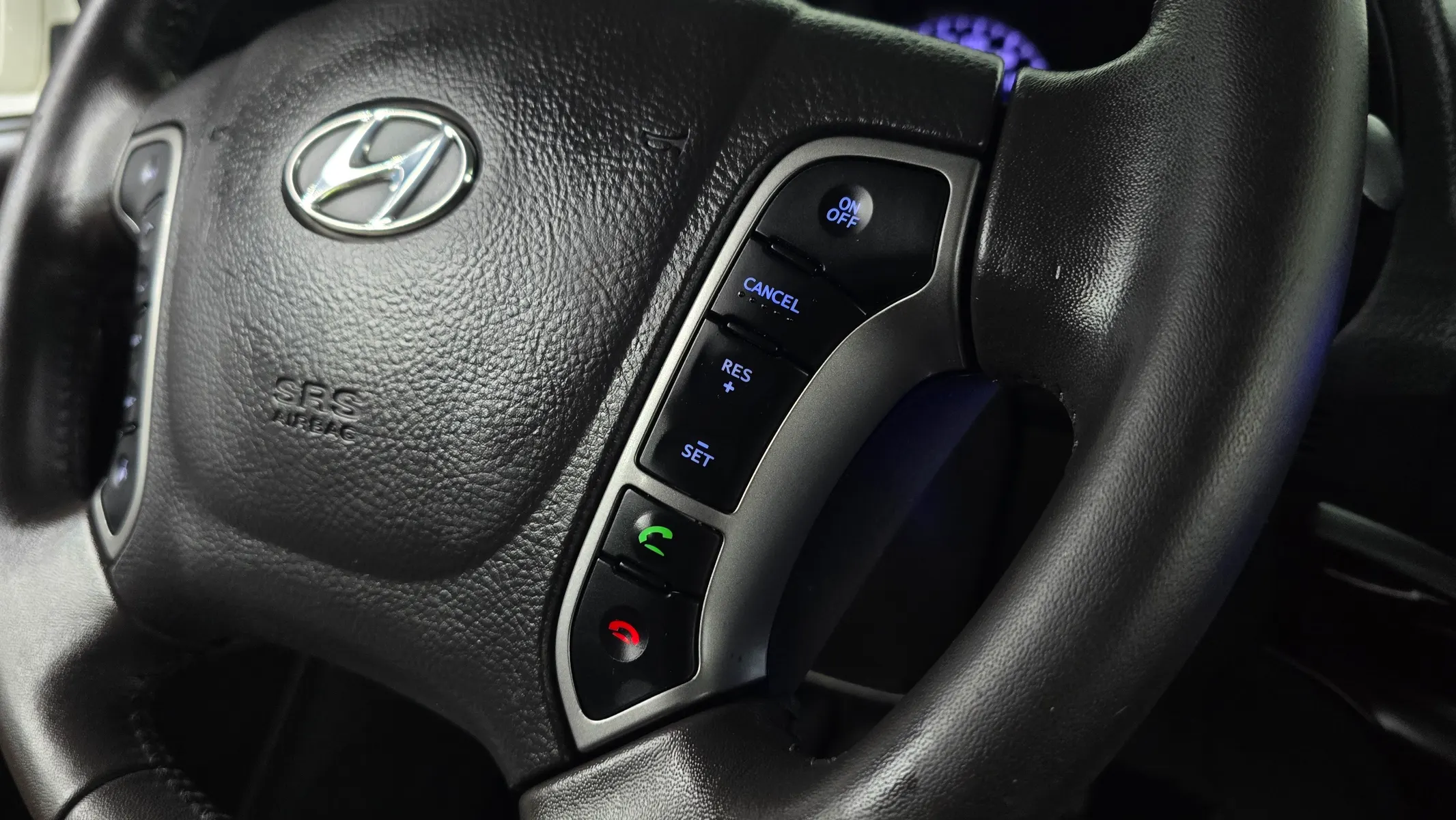 Hyundai CM 2WD(2.0 e-VGT) MLX 2011 31/32