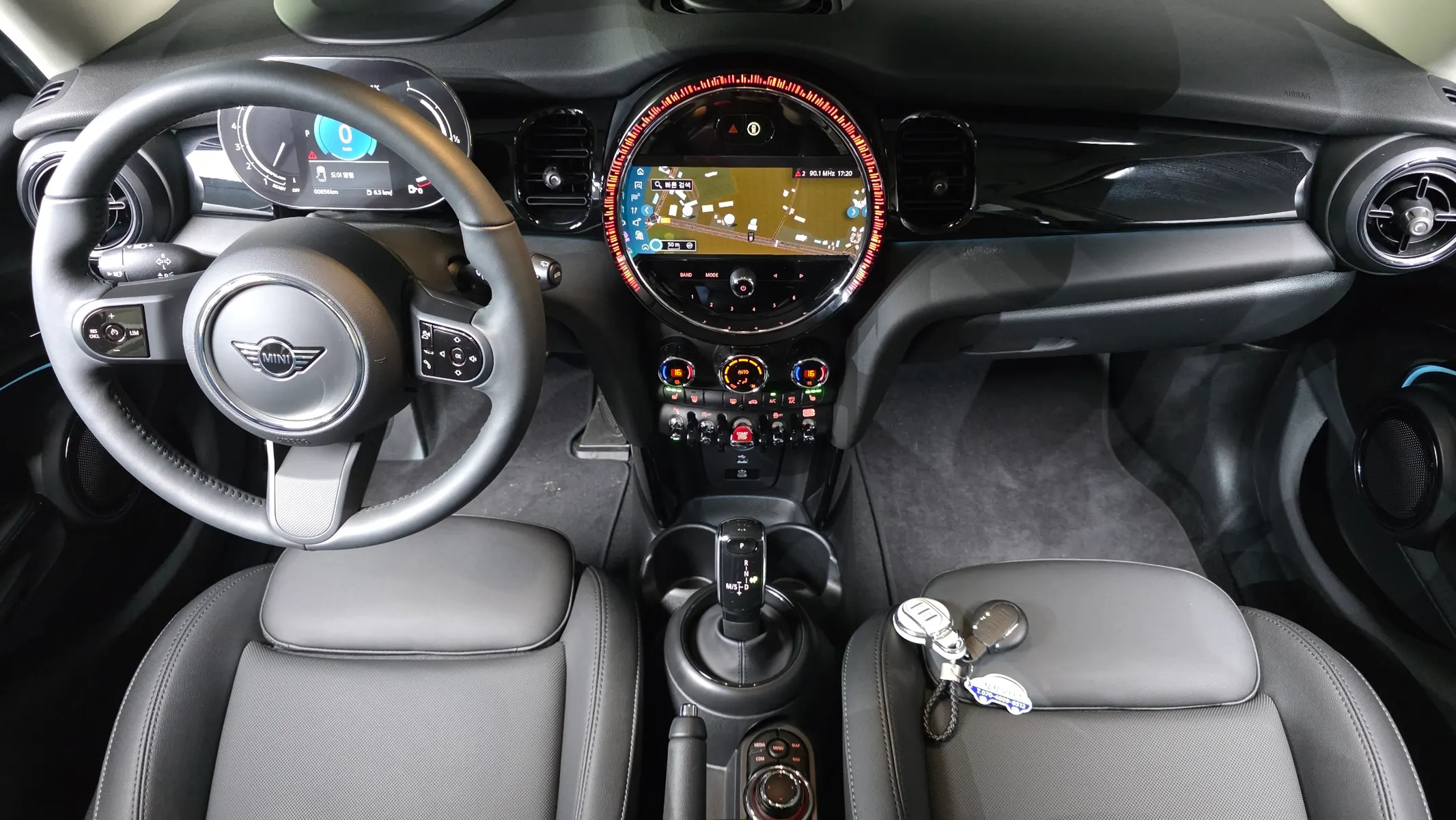 MINI 쿠퍼 5 2024 4/5