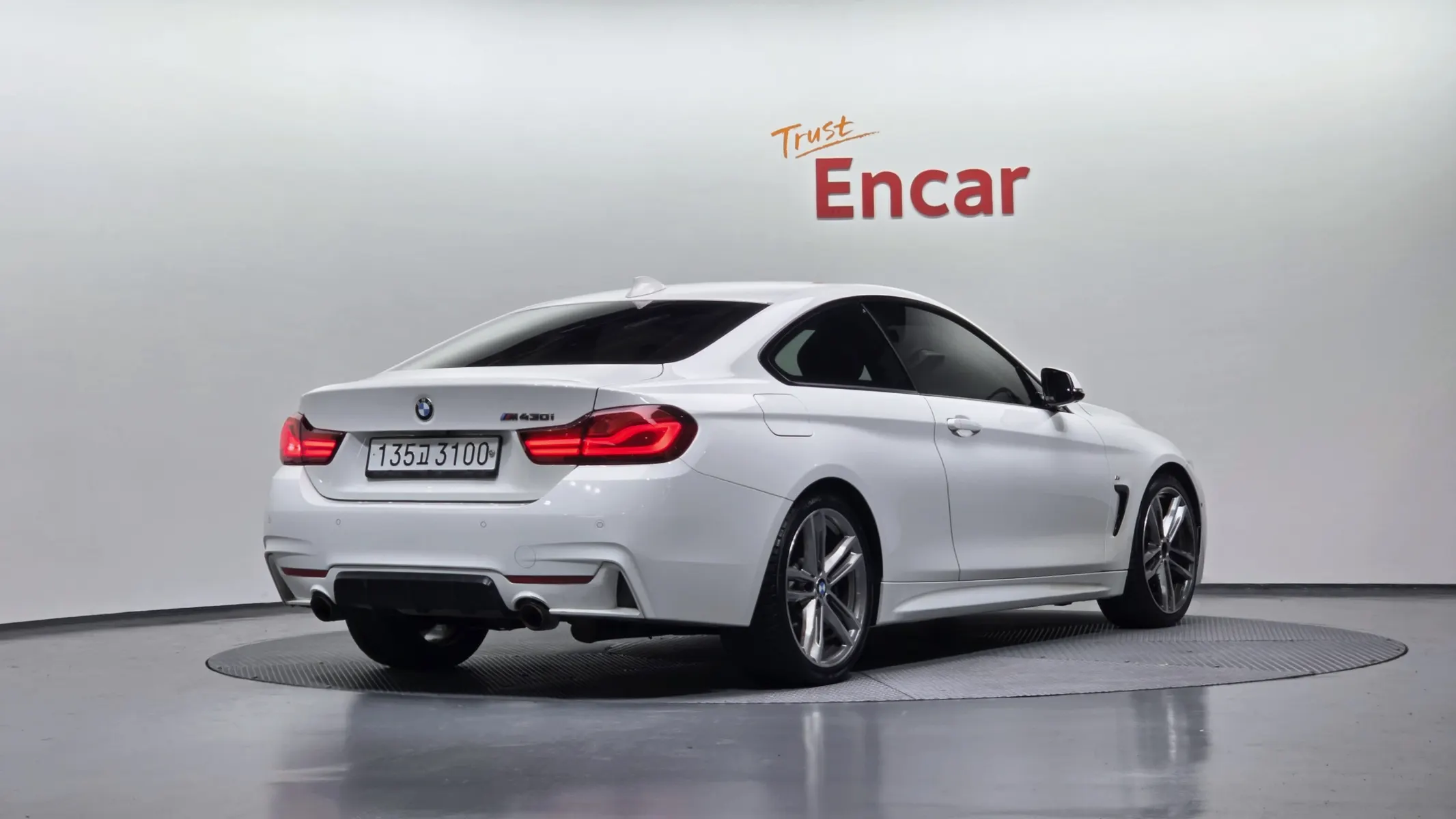 BMW 4 Series (F32) 430i M 2019 2/36