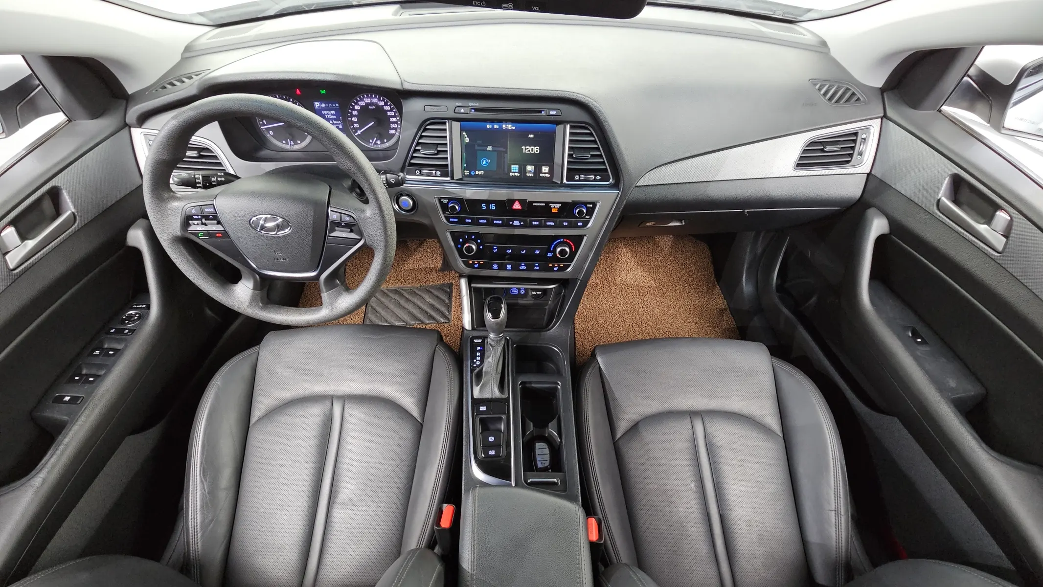 Hyundai LF 2.0 2016 4/5