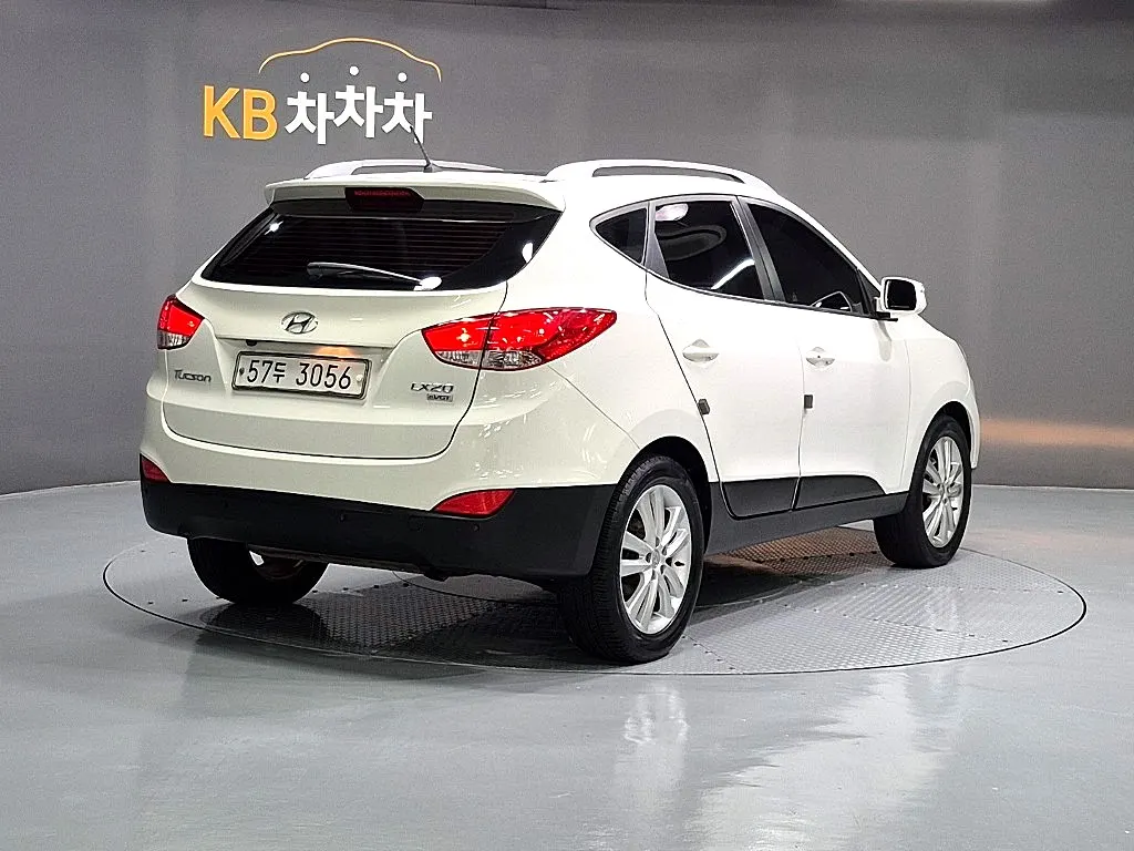 Hyundai ix 2WD LX20 2012 2/5