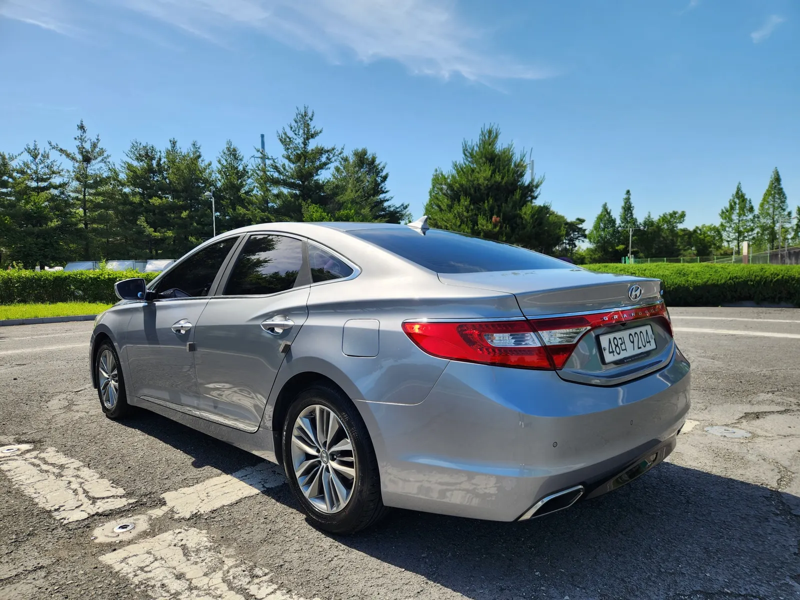 Hyundai Grandeur HG HG240 2015 2/21