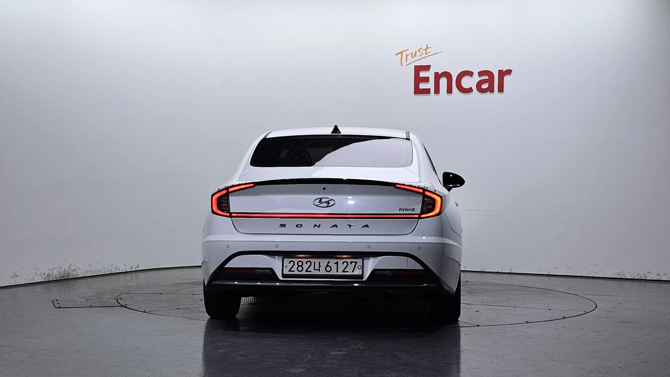 Hyundai (DN8) 2019 3/5