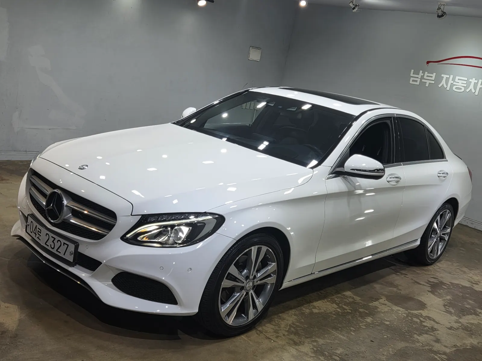 Mercedes-Benz C-Class W205 C220 d 2017 3/21