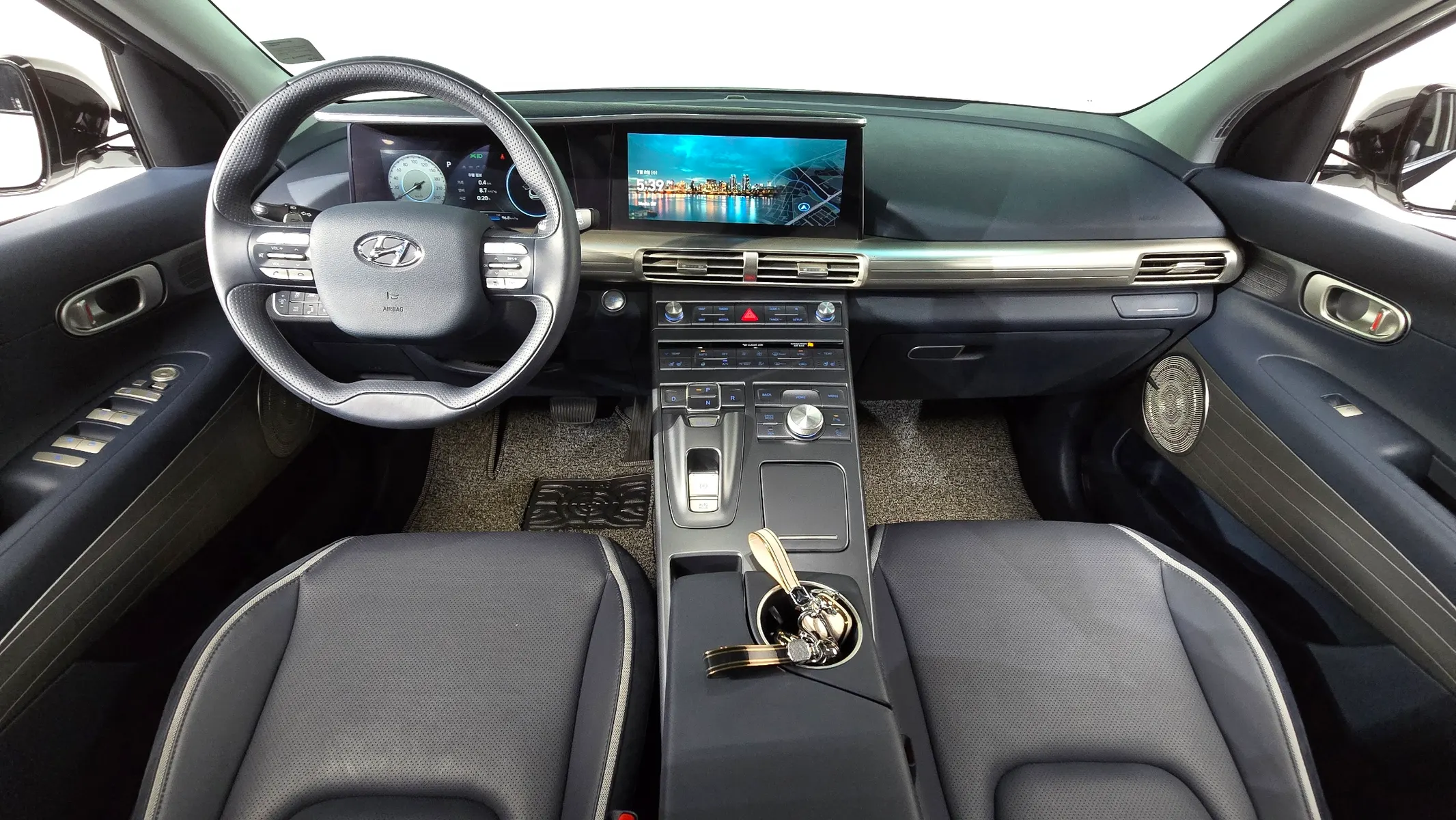 Hyundai 넥쏘 2021 4/5