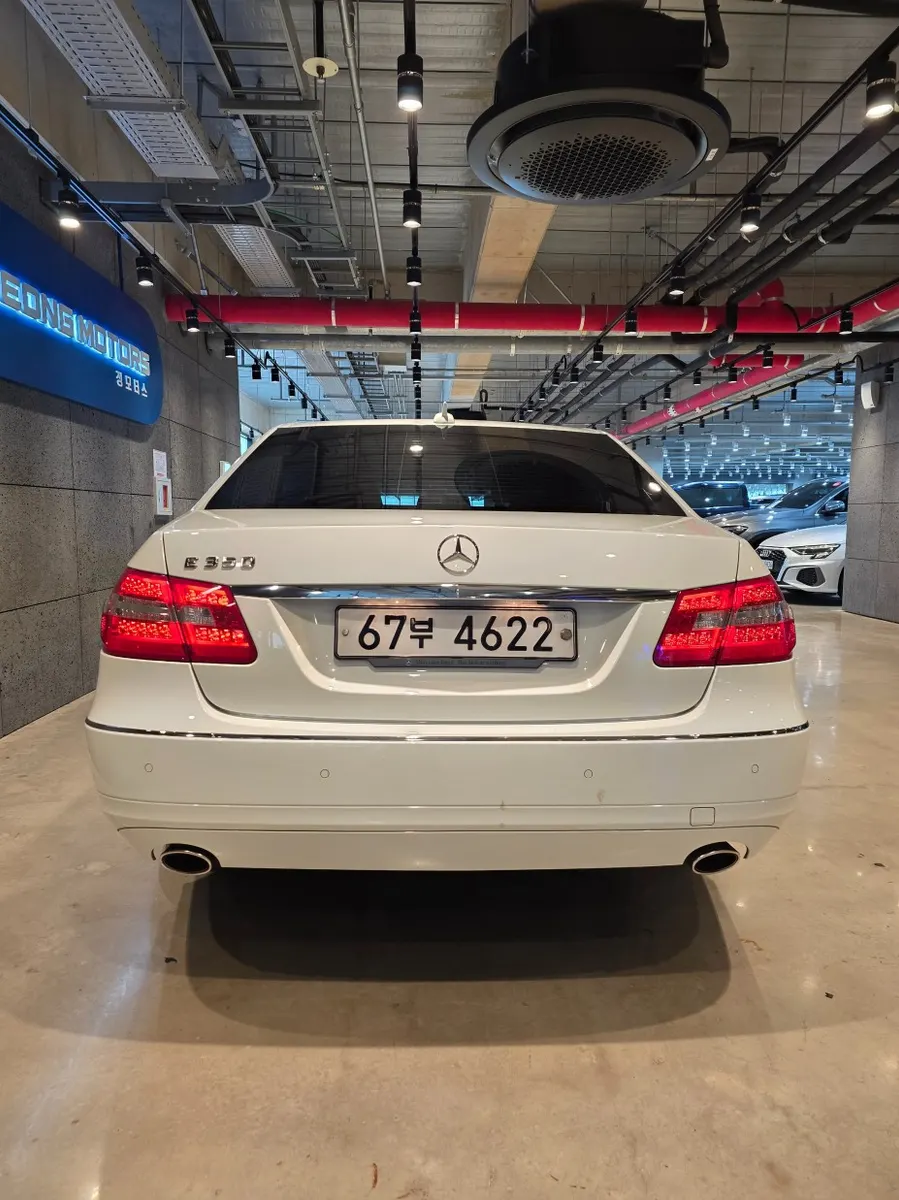 Mercedes-Benz E-Class W212 E300 2011 3/26