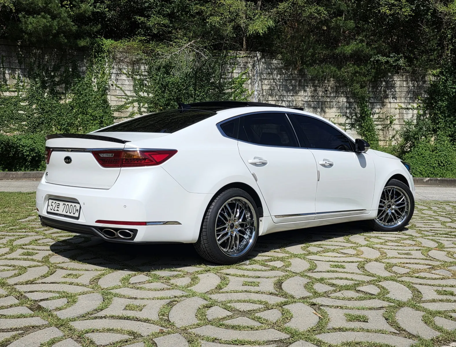 Kia K7 2017 2/5