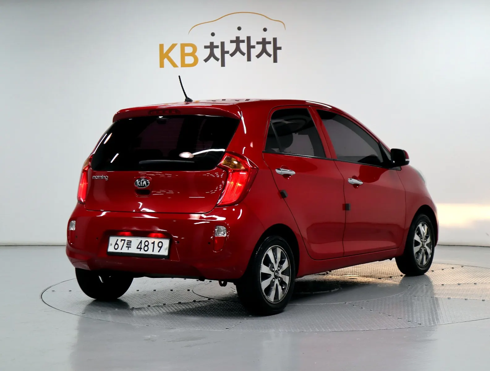 Kia 모닝 2013 2/5