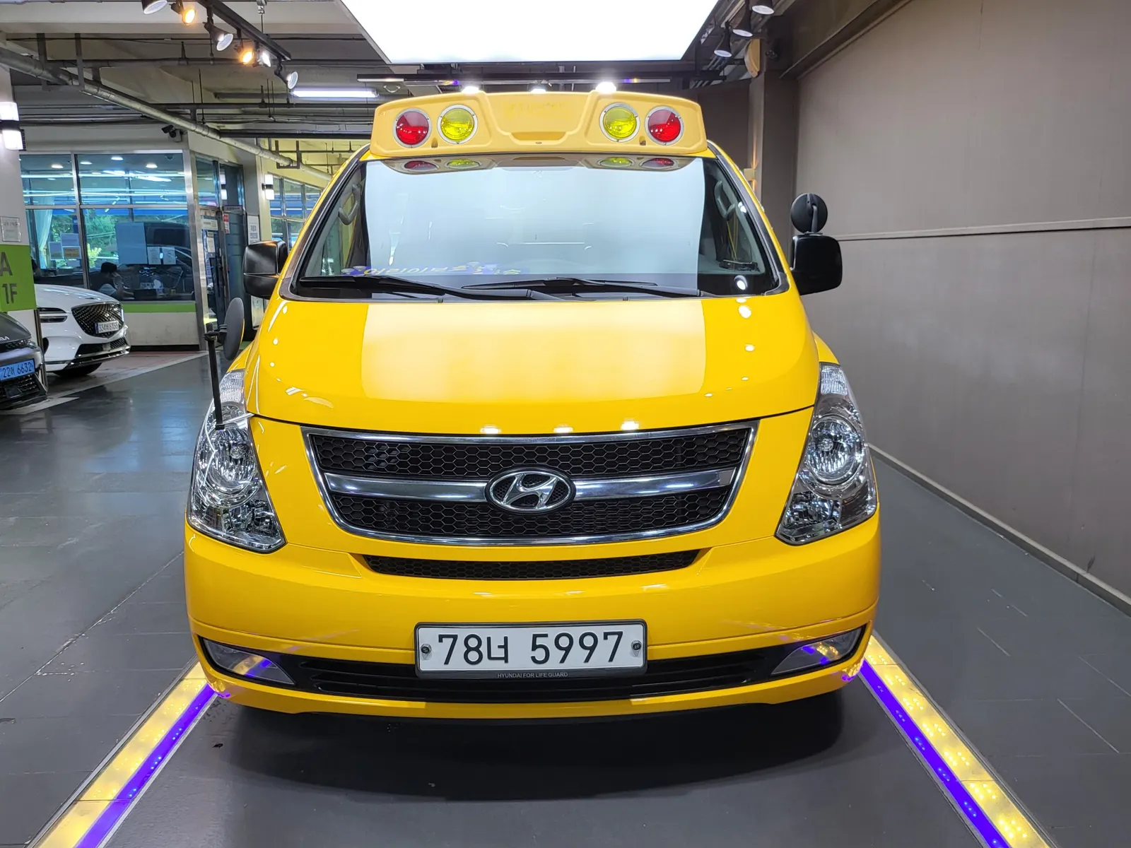 Hyundai Grand Starex 2017 2/5