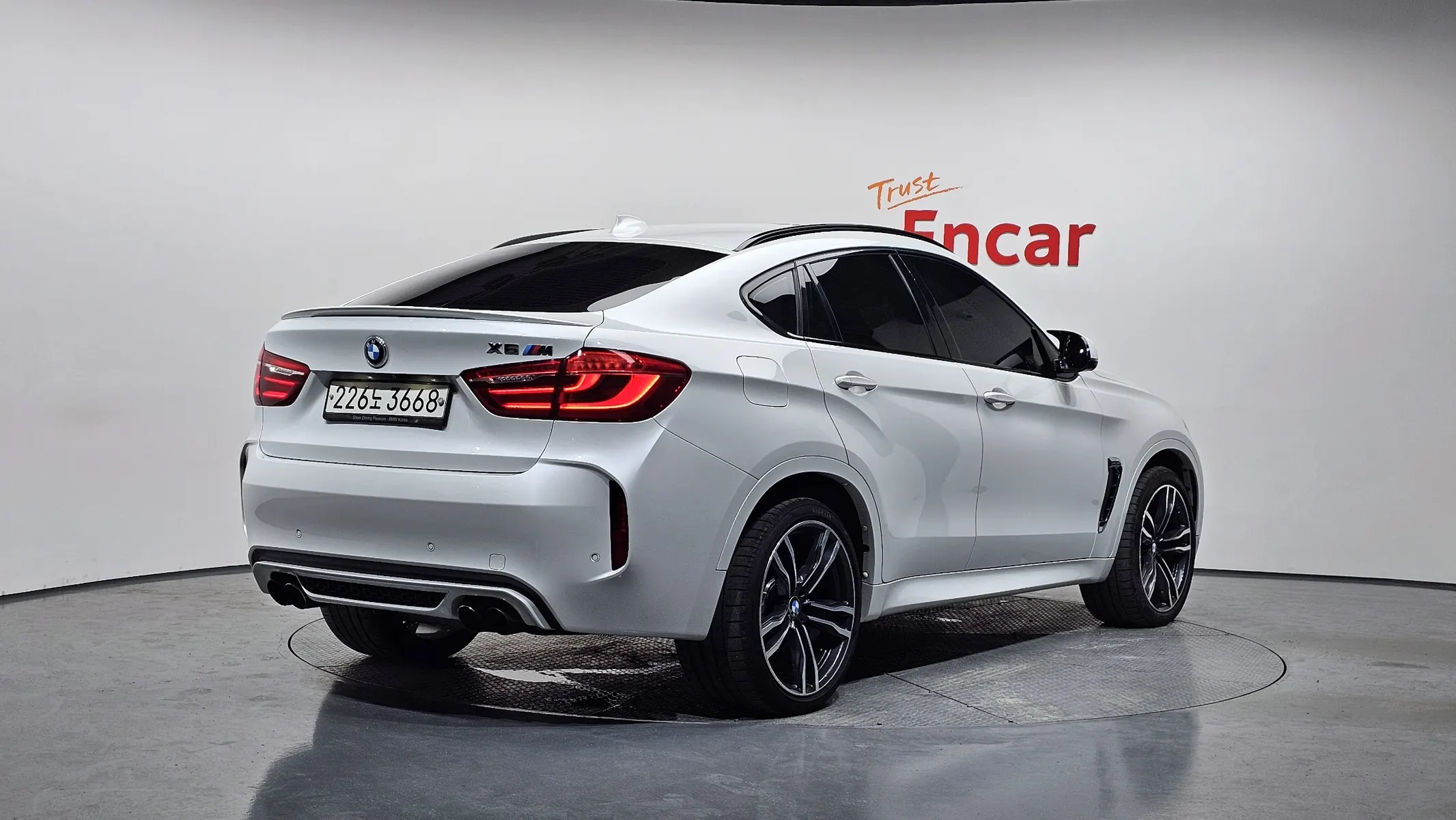 BMW X6M (F16) 4.4 2017 2/34