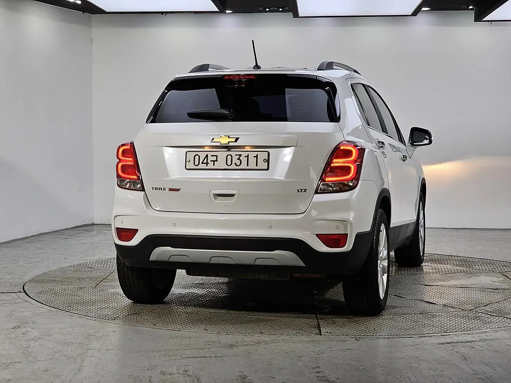 Chevrolet 트랙스 1.4 LTZ 2016 3/21