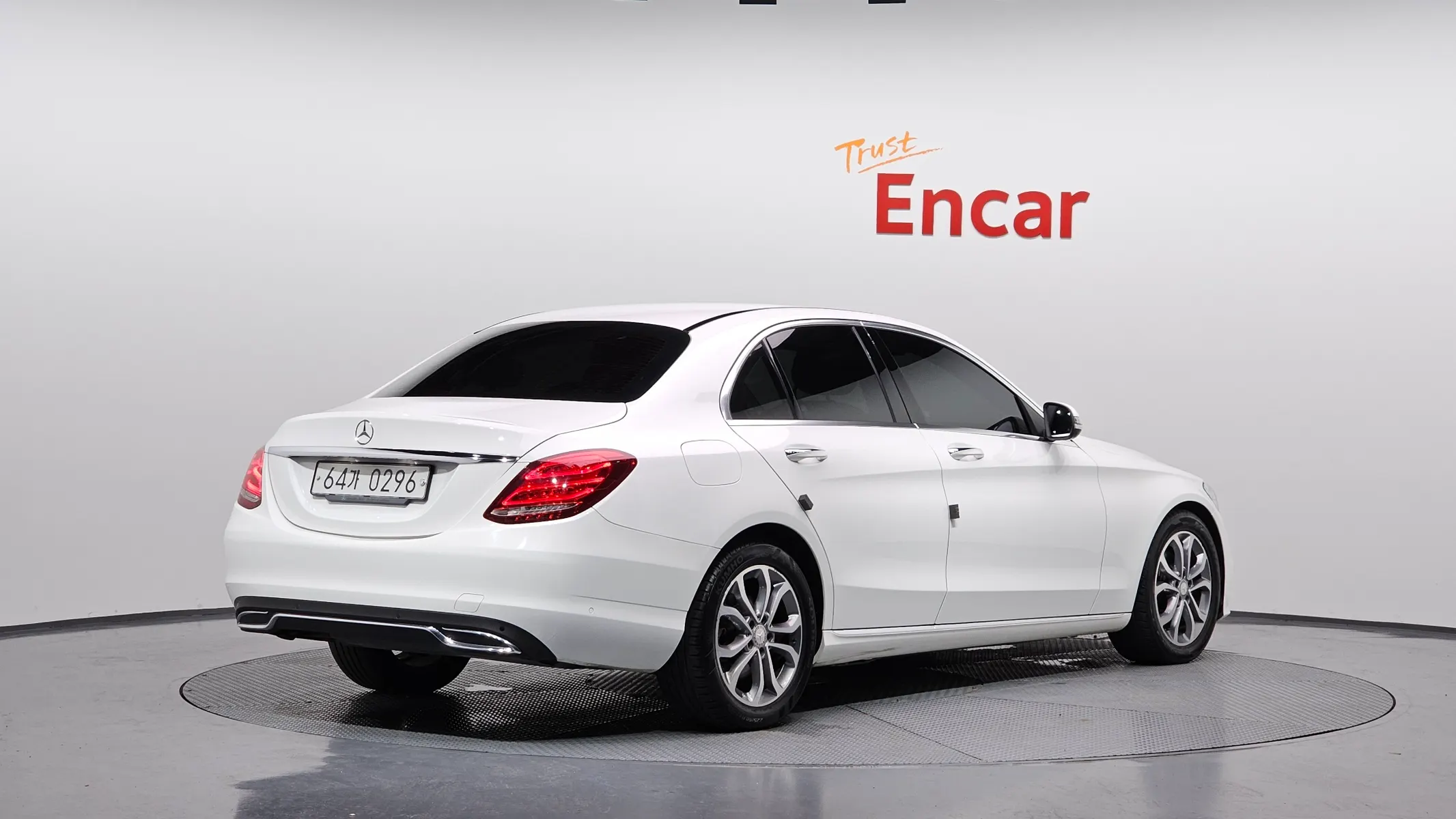 Mercedes-Benz C-Class W205 C220 d 2016 2/31