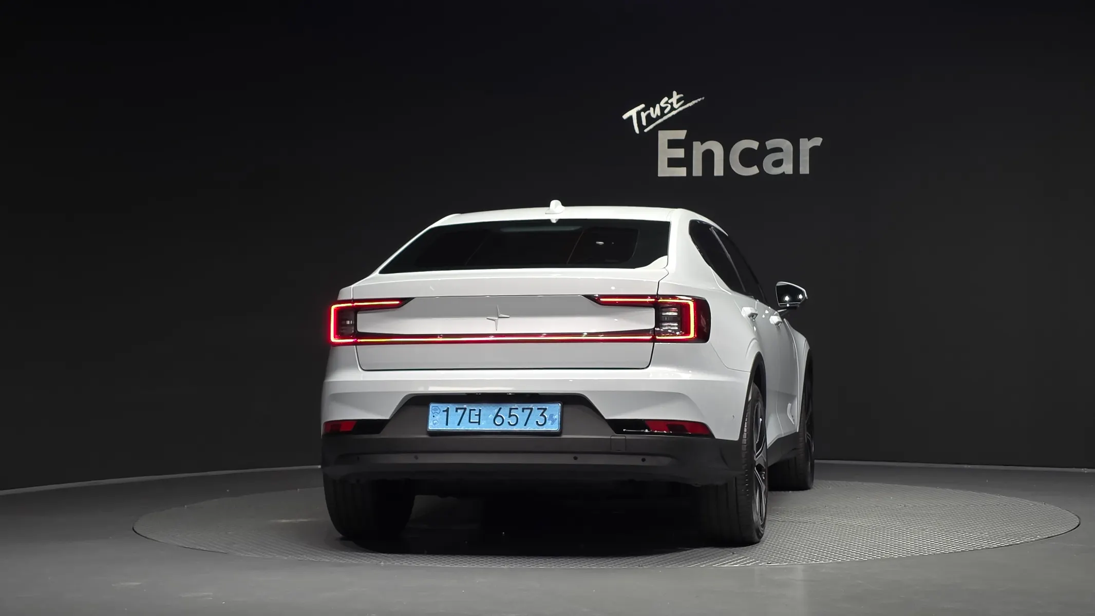 Polestar 2 2022 3/5
