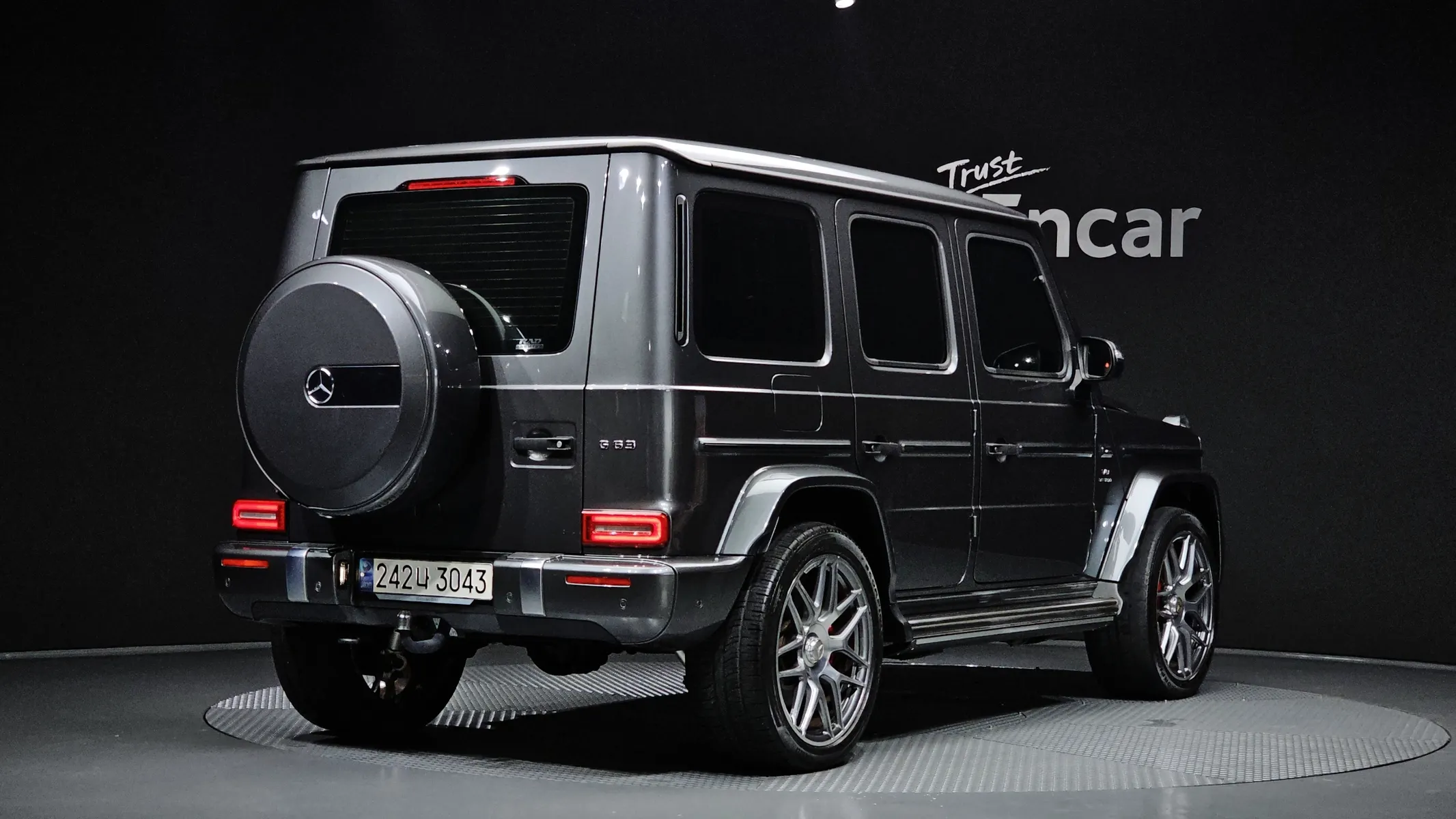 Mercedes-Benz G-Class W463b AMG G63 2023 2/36