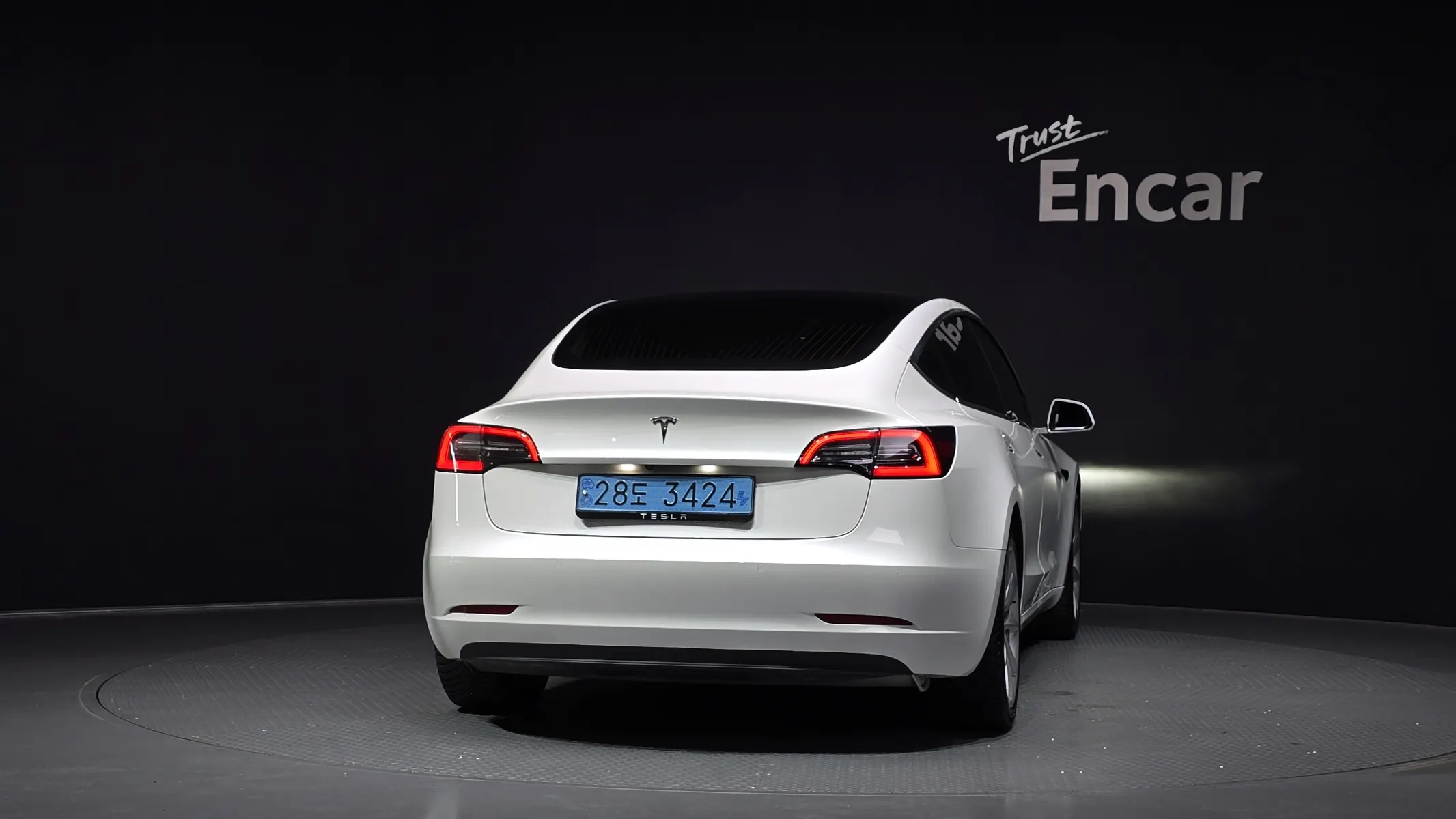 Tesla 3 RWD 2020 3/5