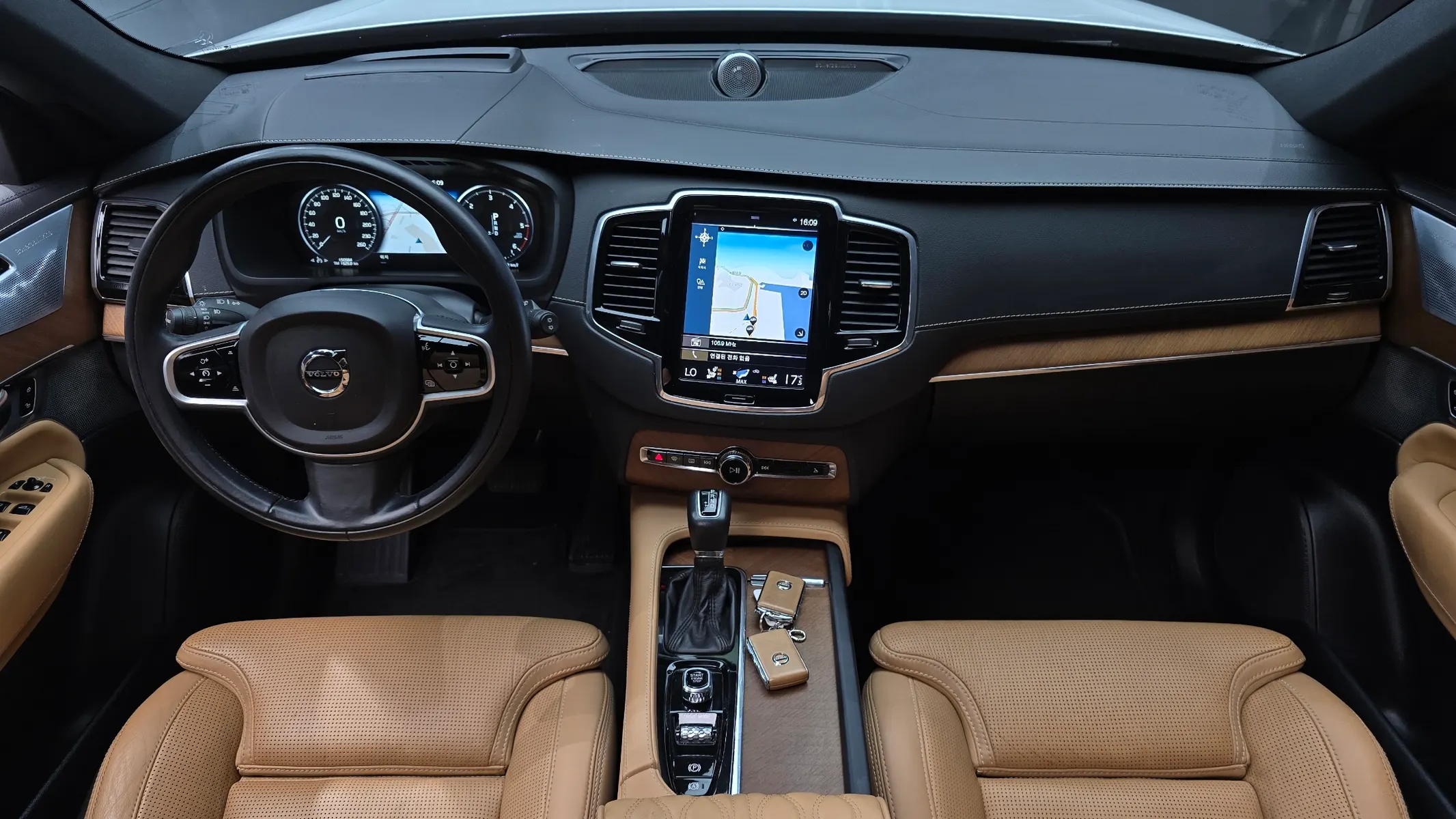 Volvo XC90 2 D5 2018 4/5