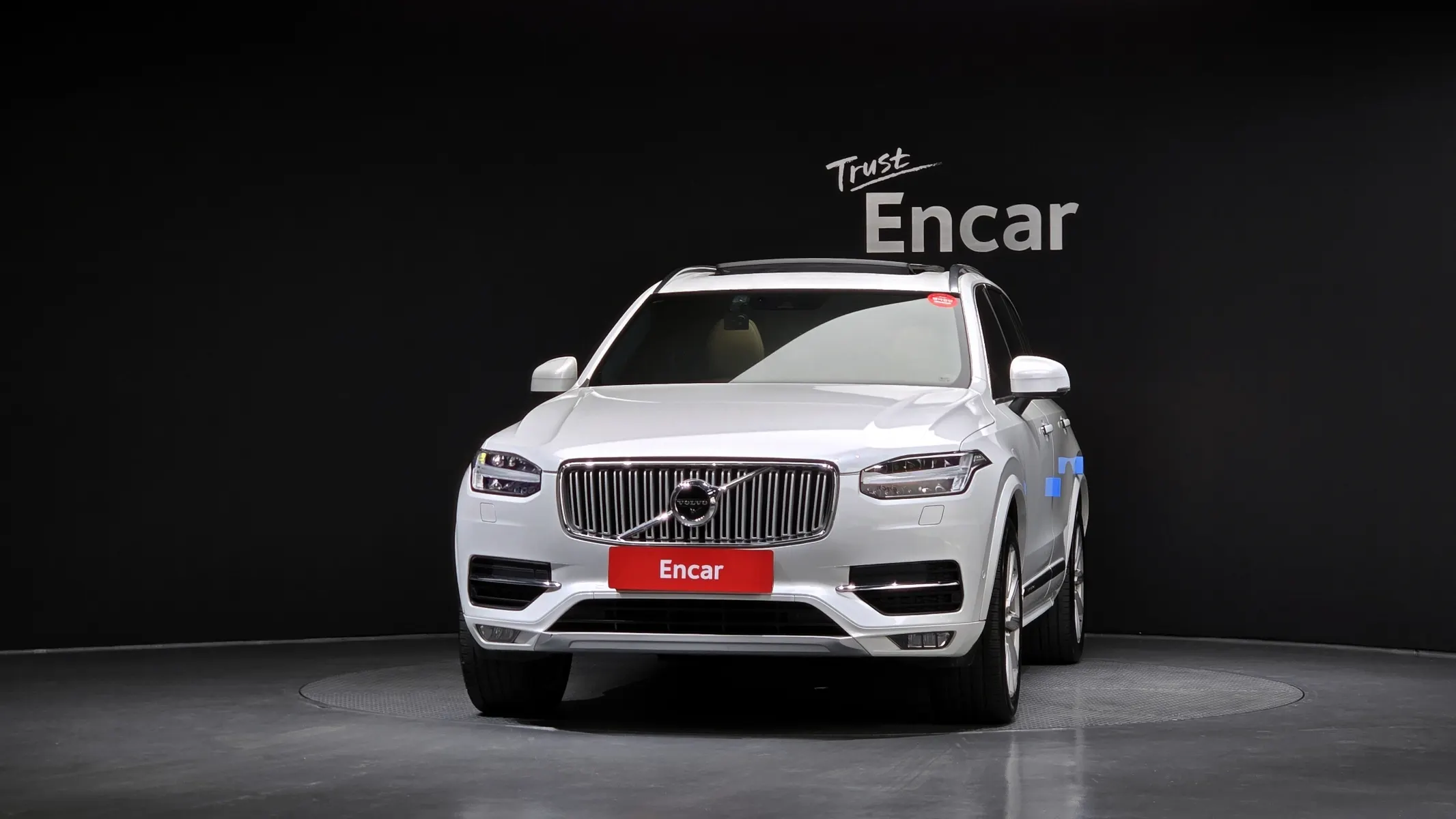 Volvo XC90 2 D5 2018 2/5