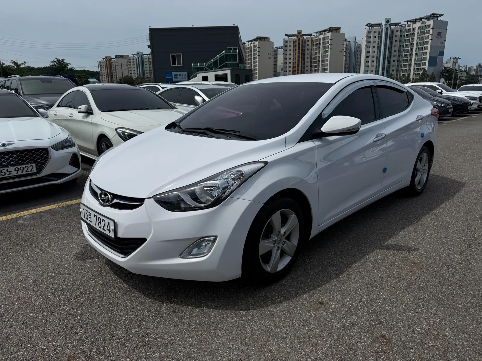 Hyundai MD M16 GDI 2013 2/5