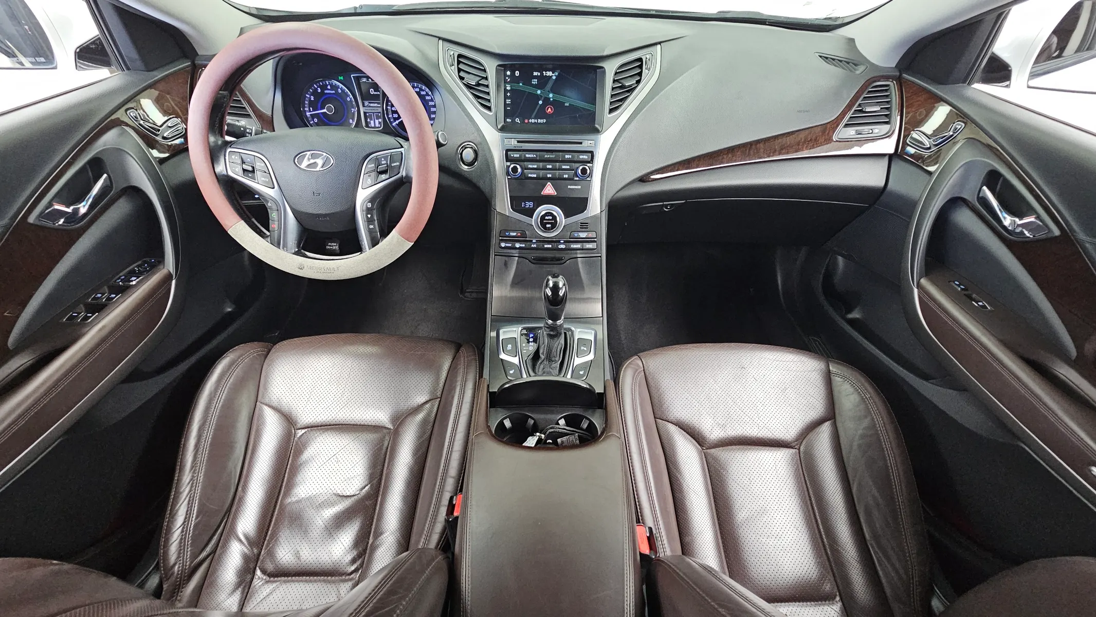 Hyundai Grandeur HG HG240 2014 4/5