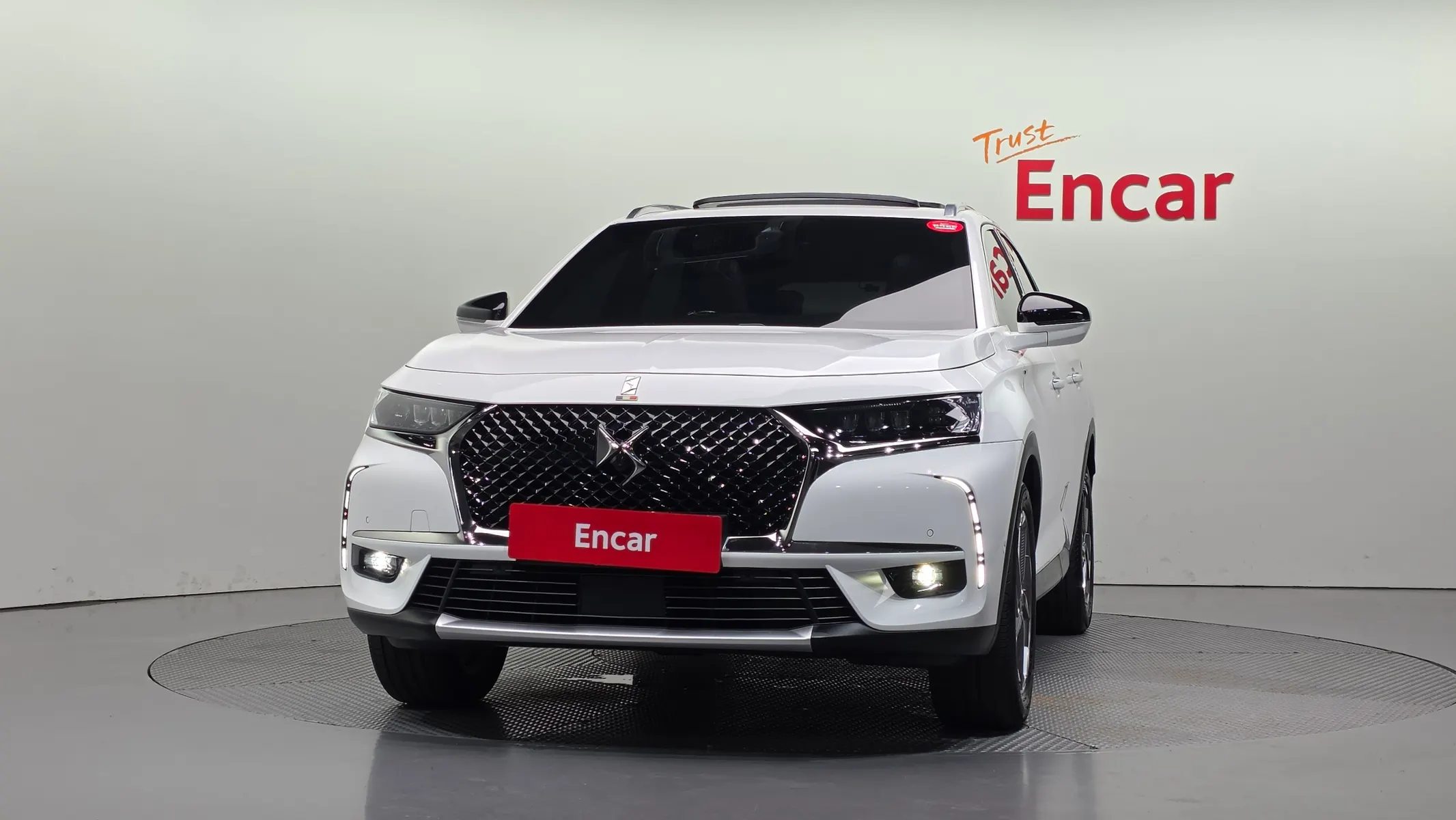 시트로엥/DS DS7 1.2 PureTech 2022 2/5