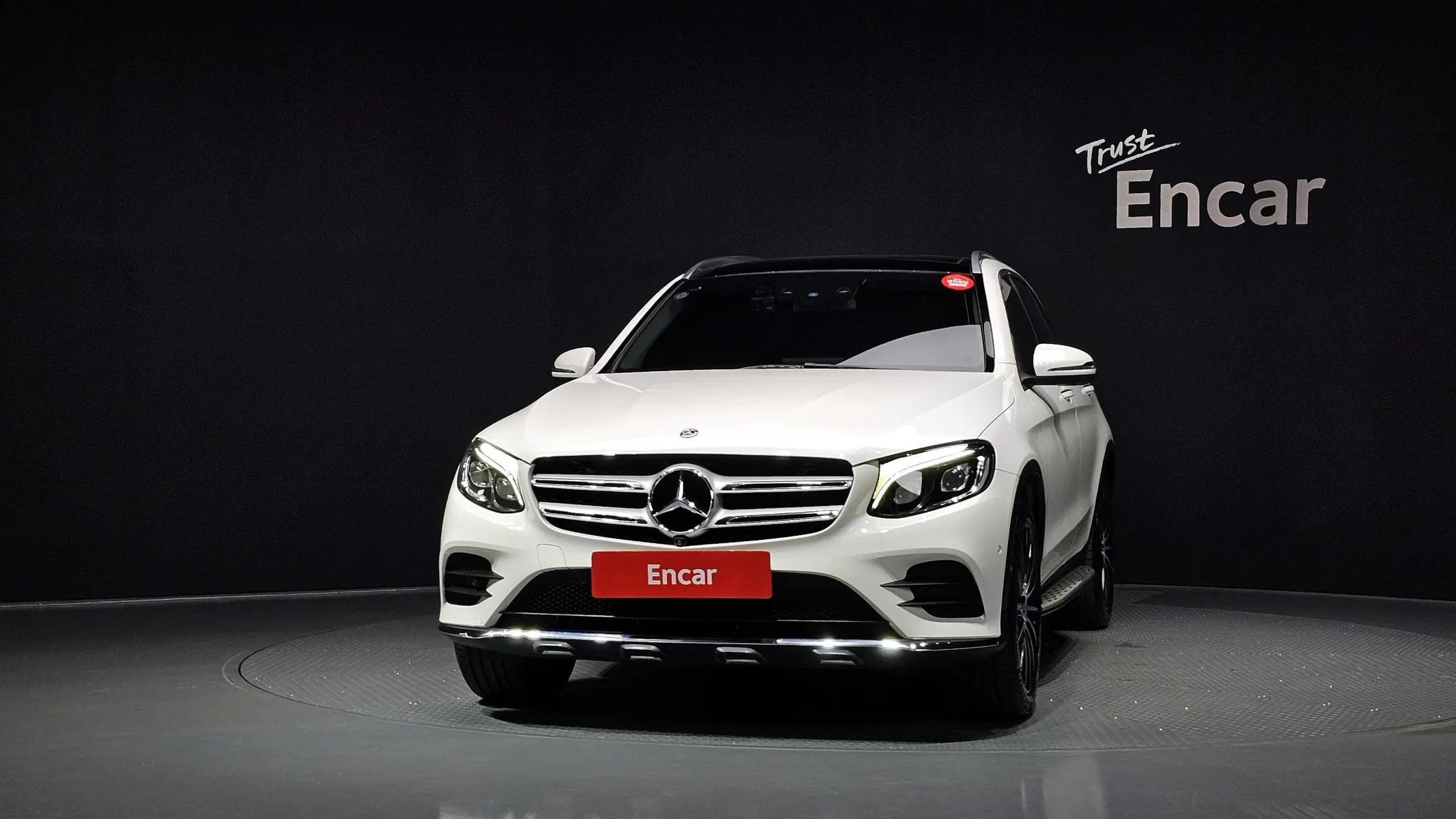 Mercedes-Benz GLC-Class X253 GLC300 4MATIC AMG Line 2019 3/35