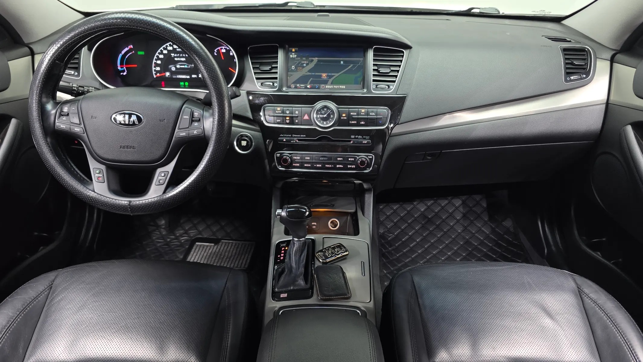 Kia K7 700h 2014 4/5