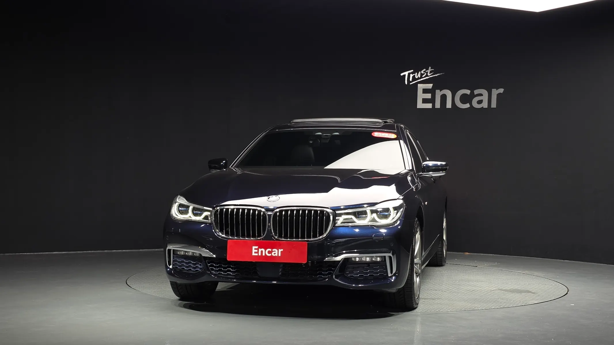BMW 7 Series (G11) 730Ld xDrive M 2017 2/35