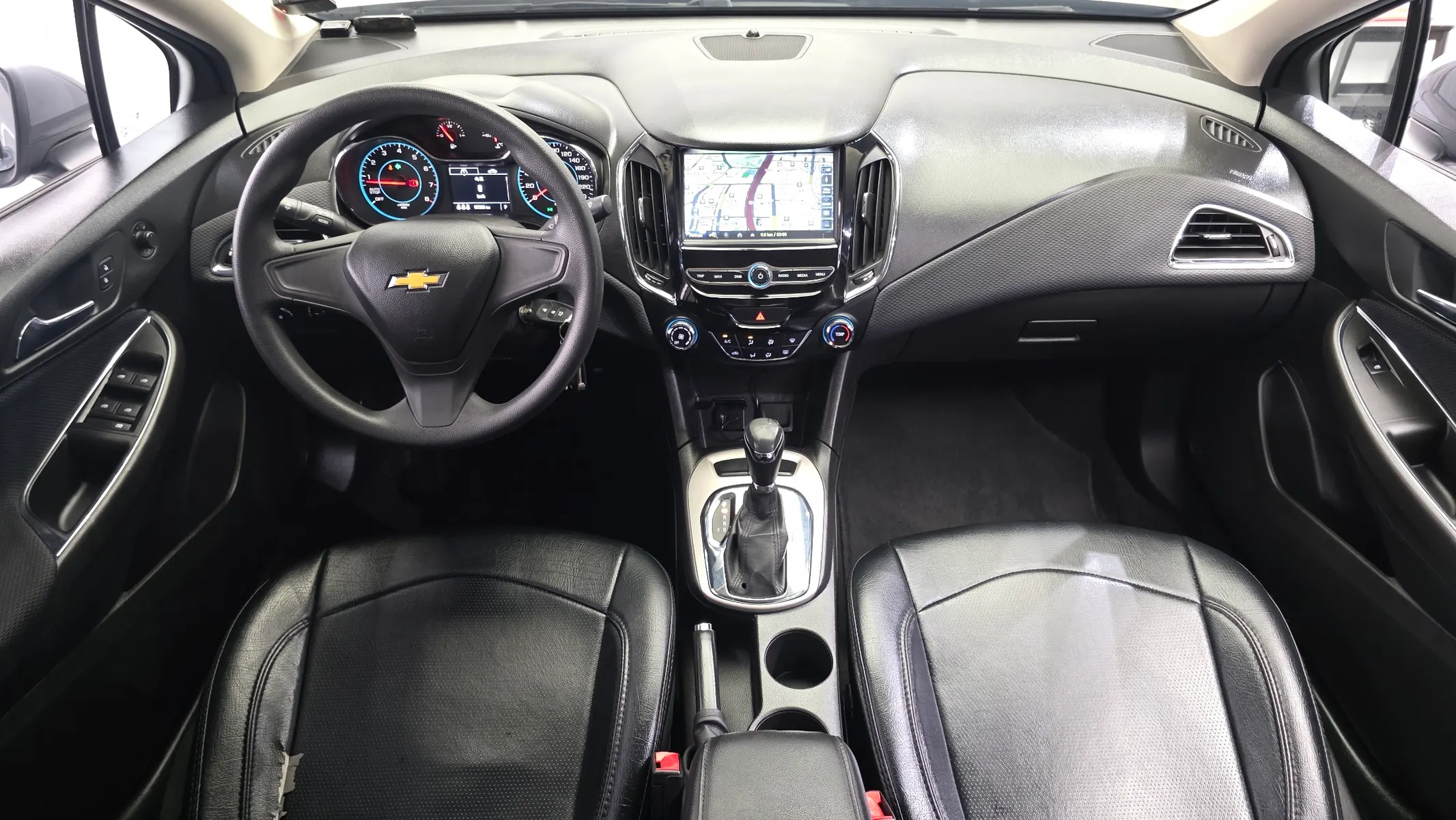 Chevrolet 크루즈 1.4 LS 2017 4/5