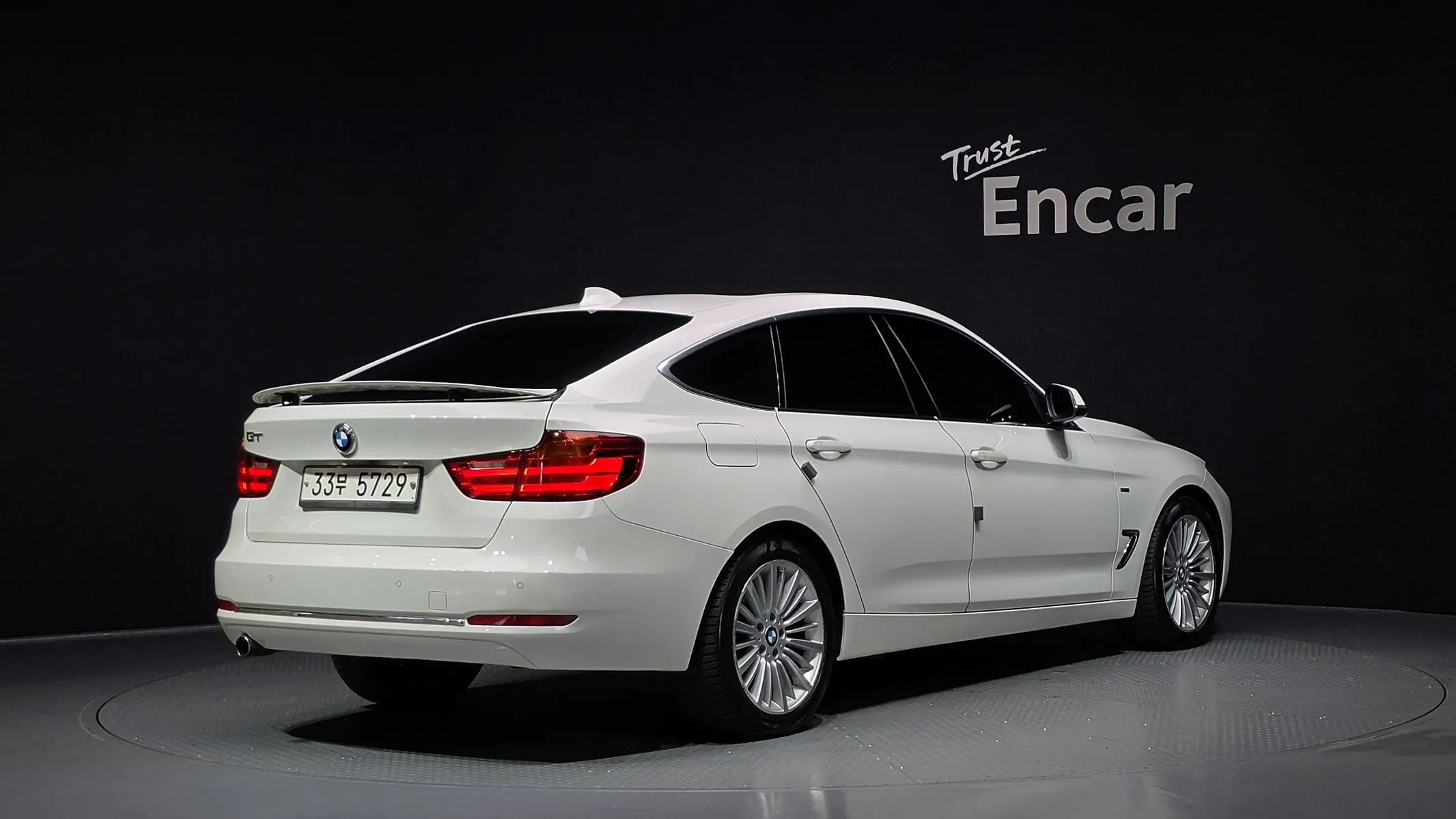 BMW 3 Series GT (F34) GT 320d 2014 2/21