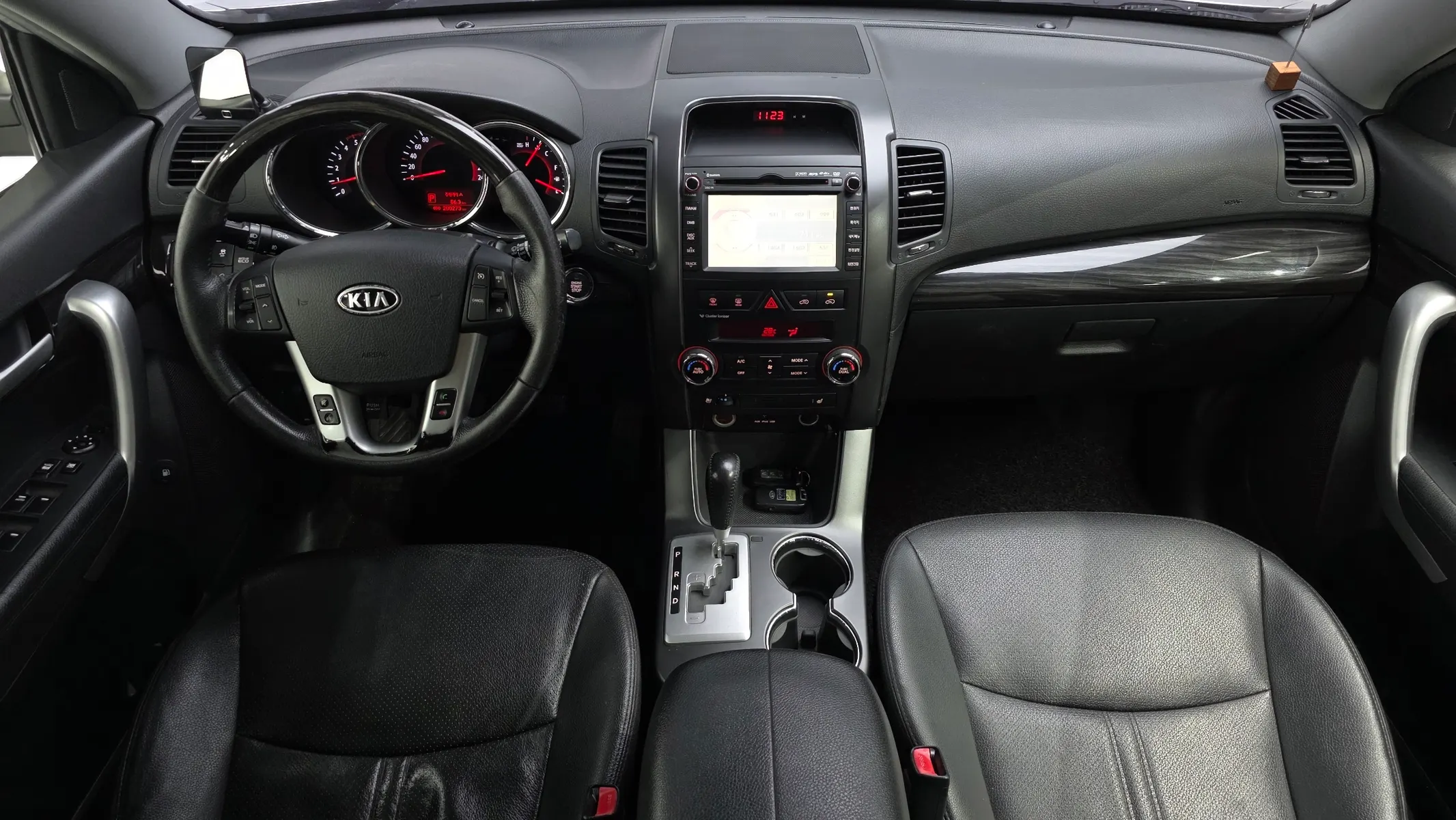 Kia R 2.2 4WD TLX 2009 4/5