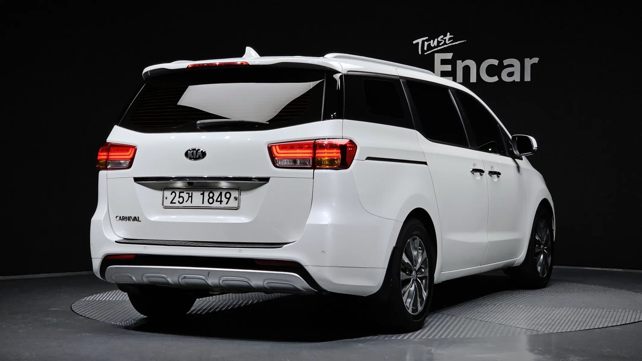 Kia 카니발 9 2015 2/30