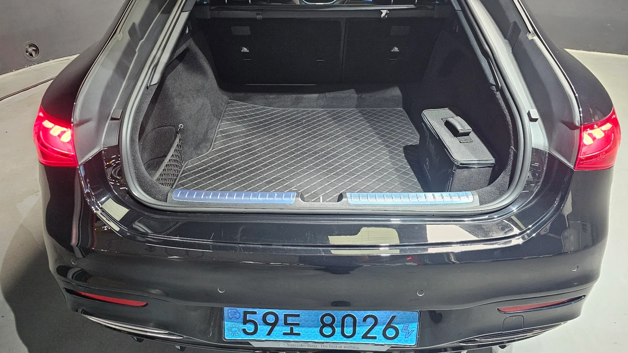 Mercedes-Benz EQS V297 EQS450+ AMG 2021 35/36