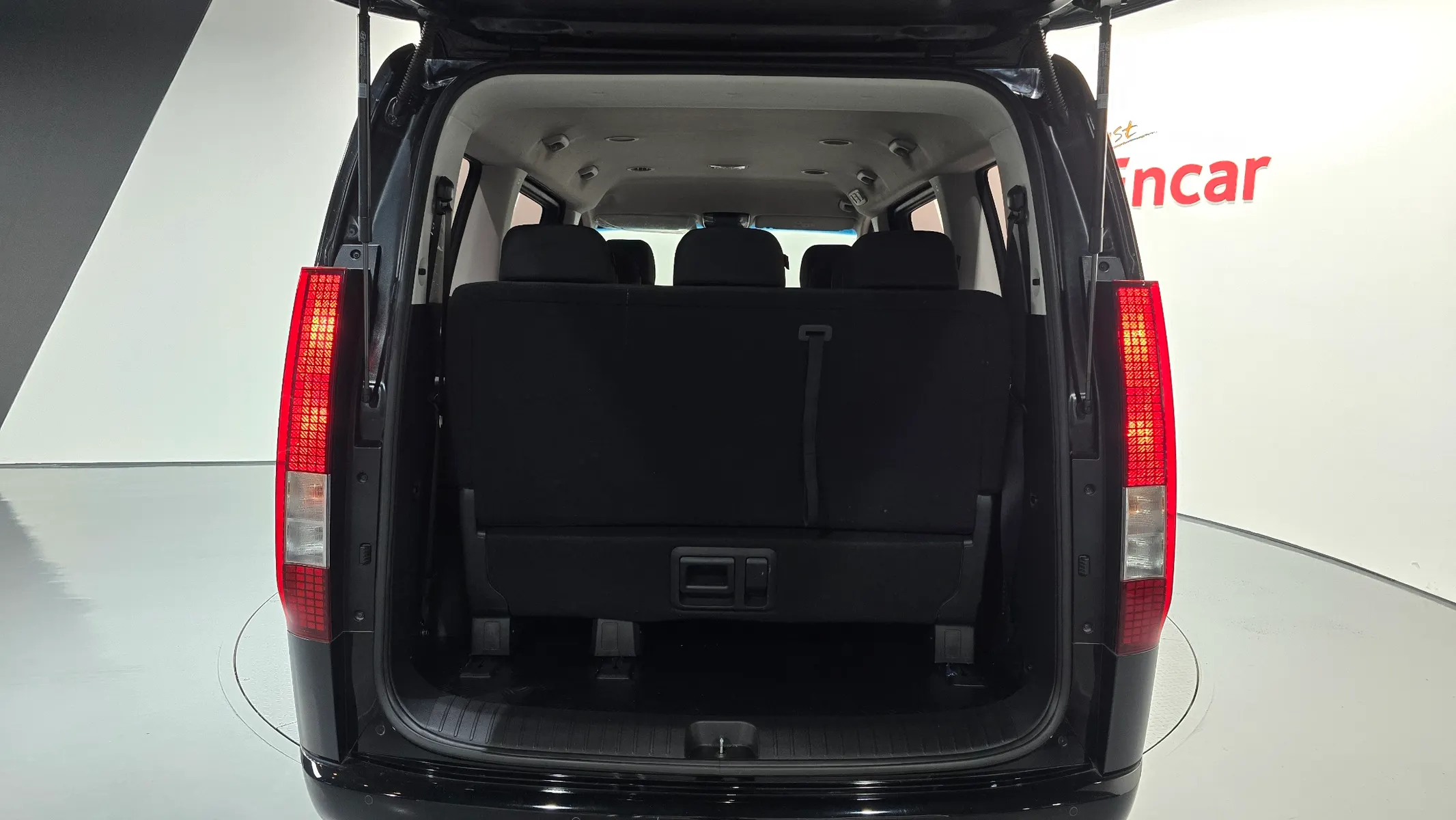 Hyundai Staria 11 2022 31/32