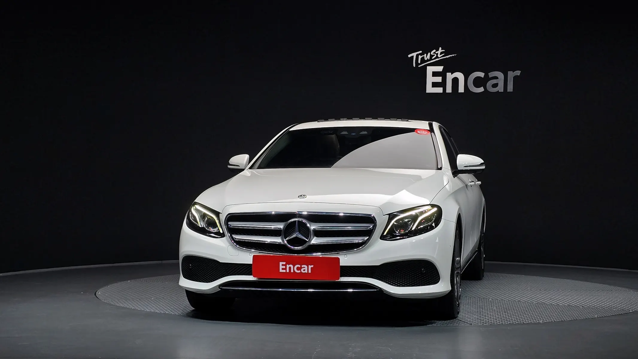 Mercedes-Benz E-Class W213 E300 4MATIC 2017 3/36
