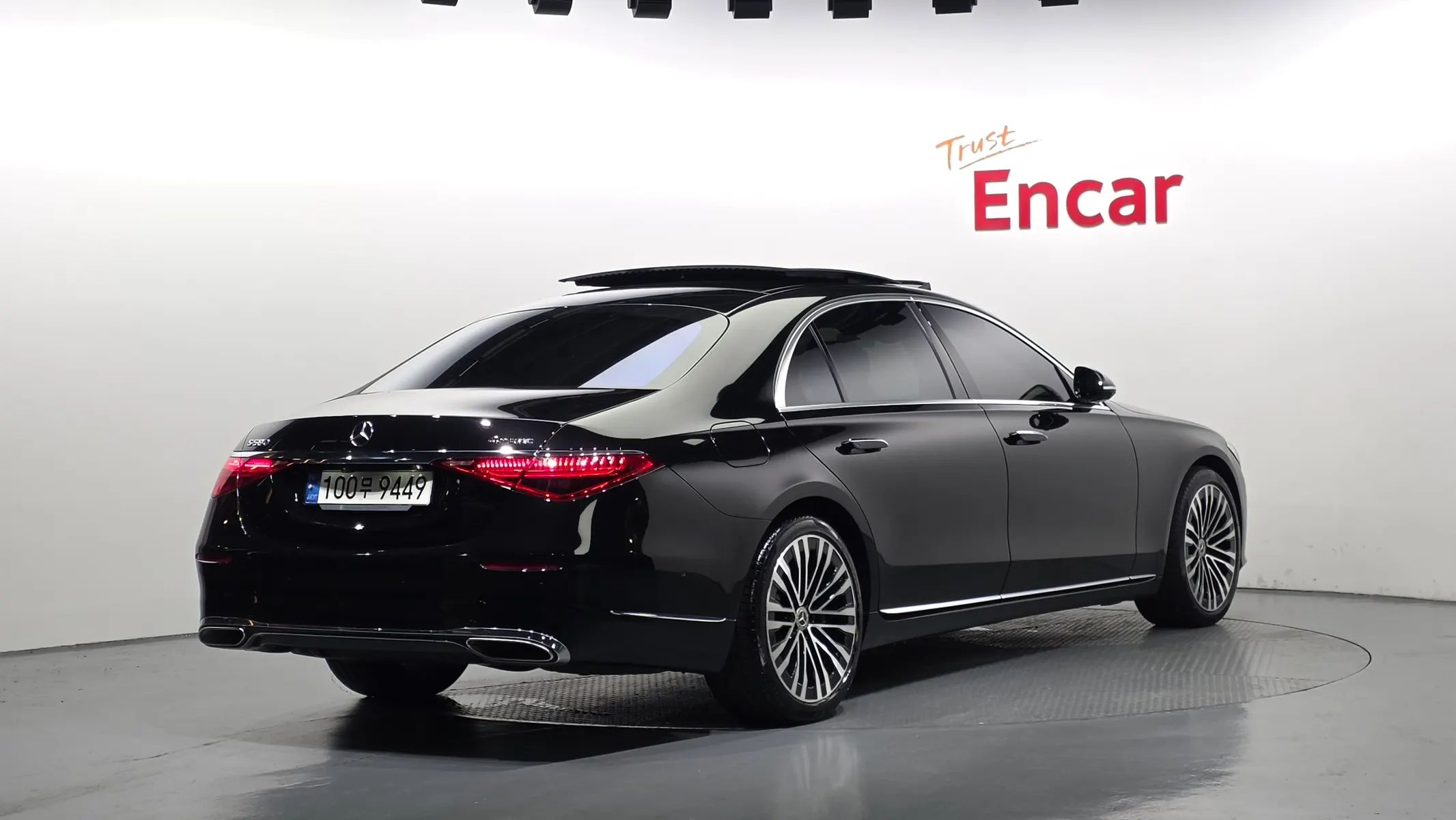 Mercedes-Benz S-Class W223 S580L 4MATIC 2021 2/36